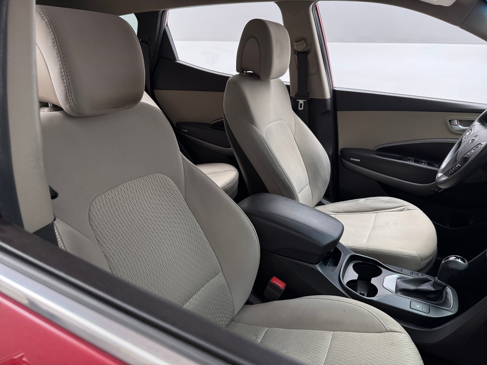 Thumbnail: 2015 Hyundai Santa Fe - 2