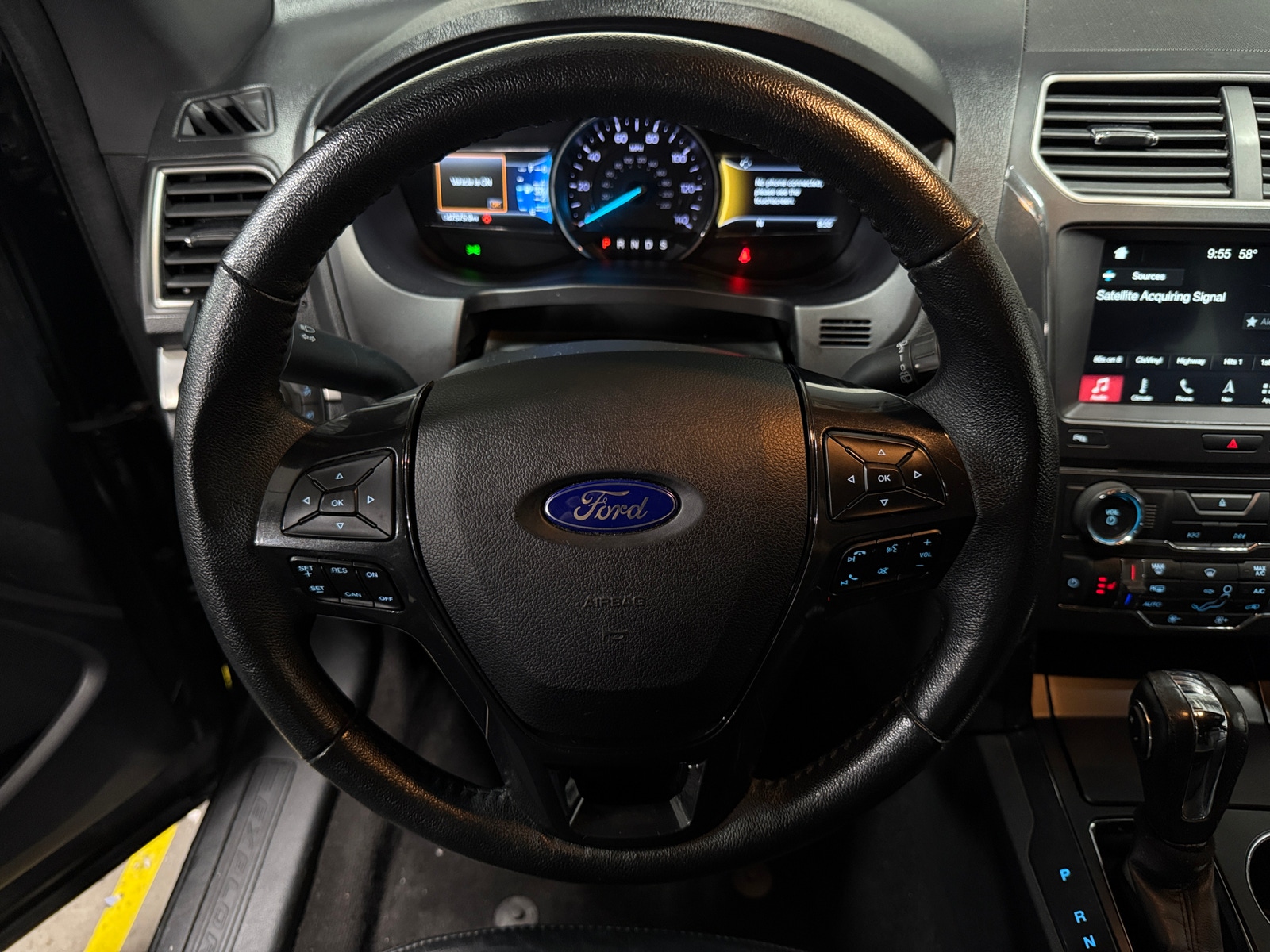 Thumbnail: 2018 Ford Explorer - 4
