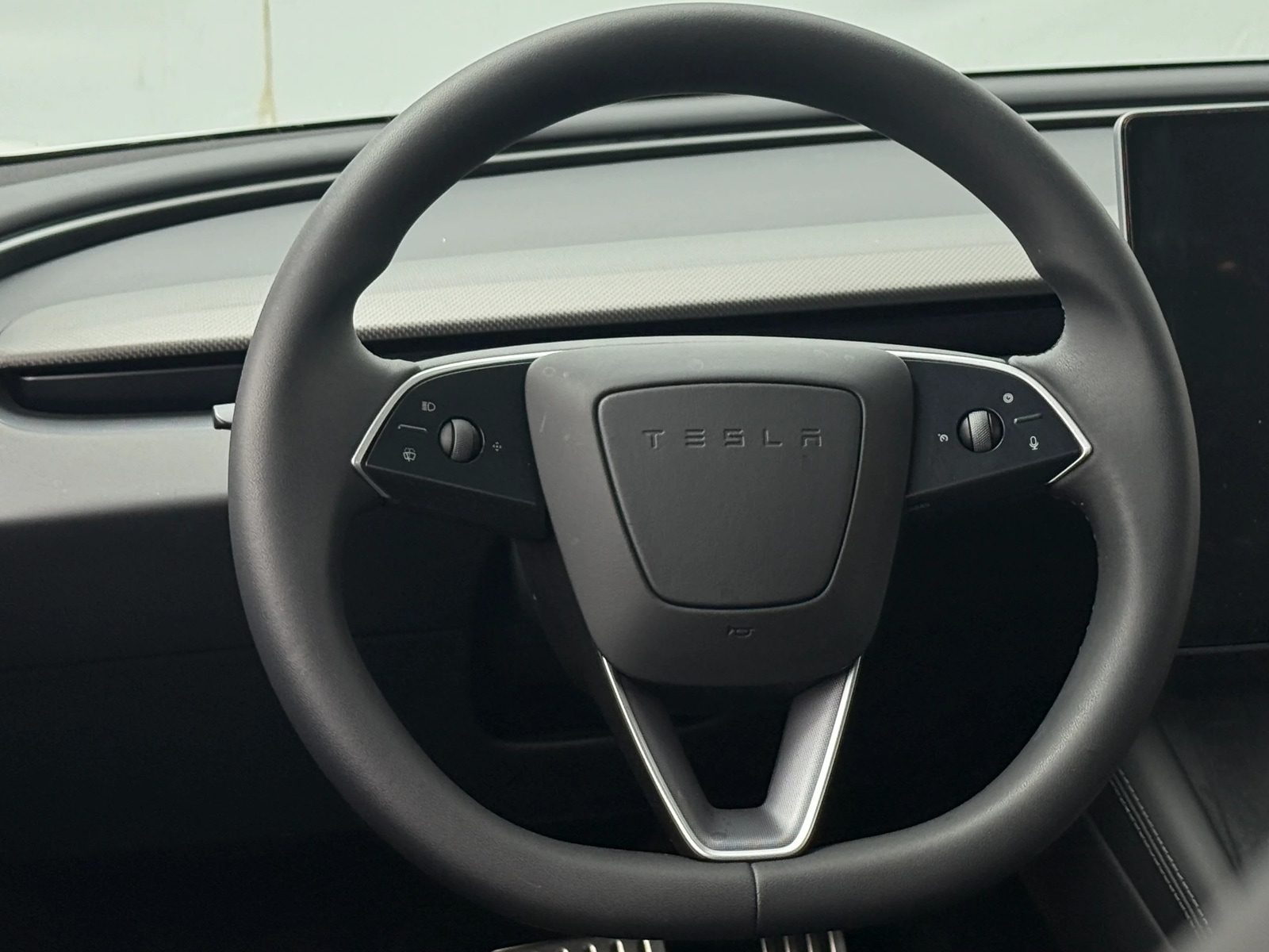 Thumbnail: 2025 Tesla Model 3 - 4
