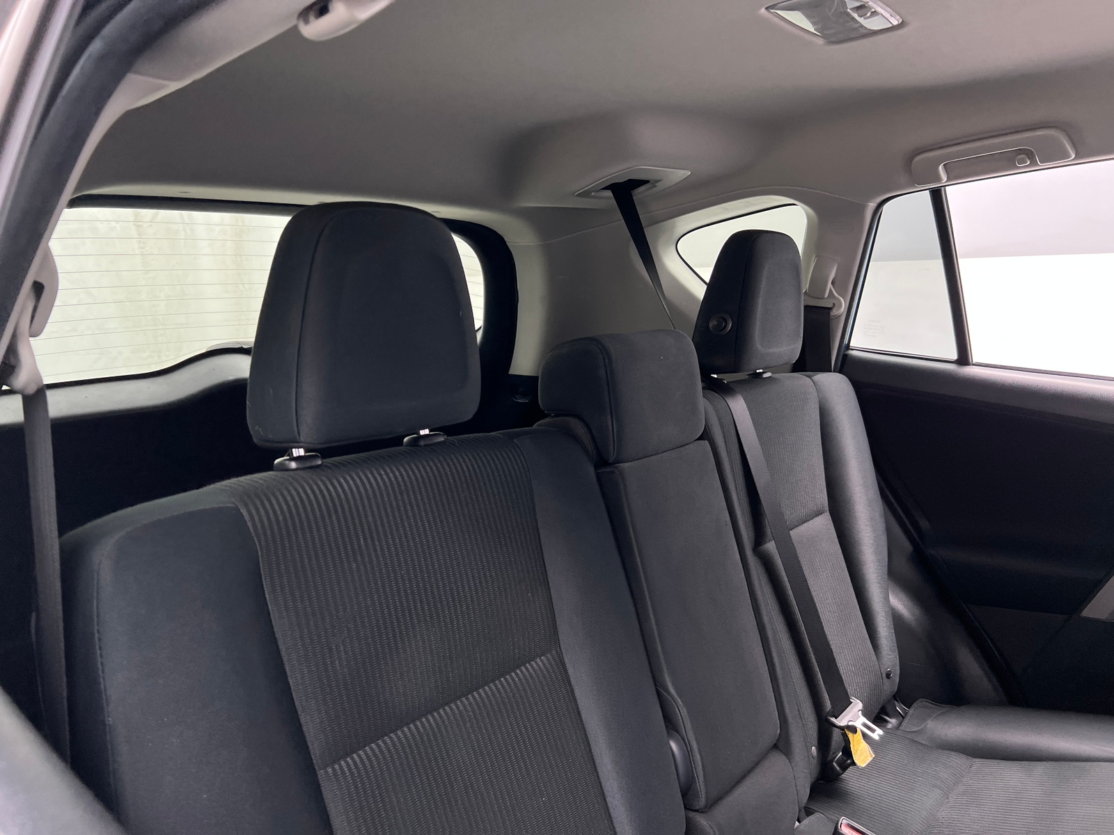 Thumbnail: 2017 Toyota RAV4 - 6