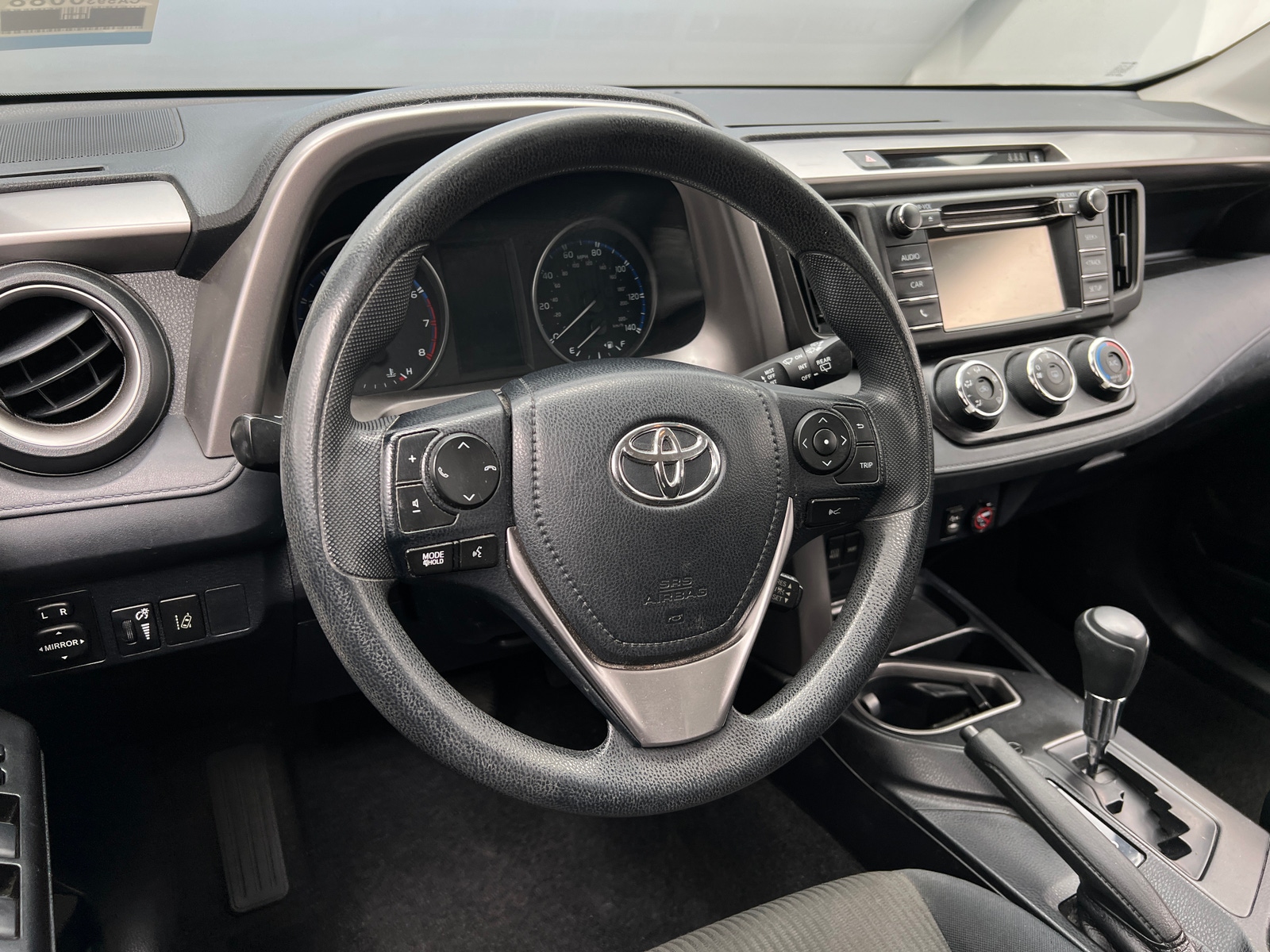 Thumbnail: 2017 Toyota RAV4 - 5
