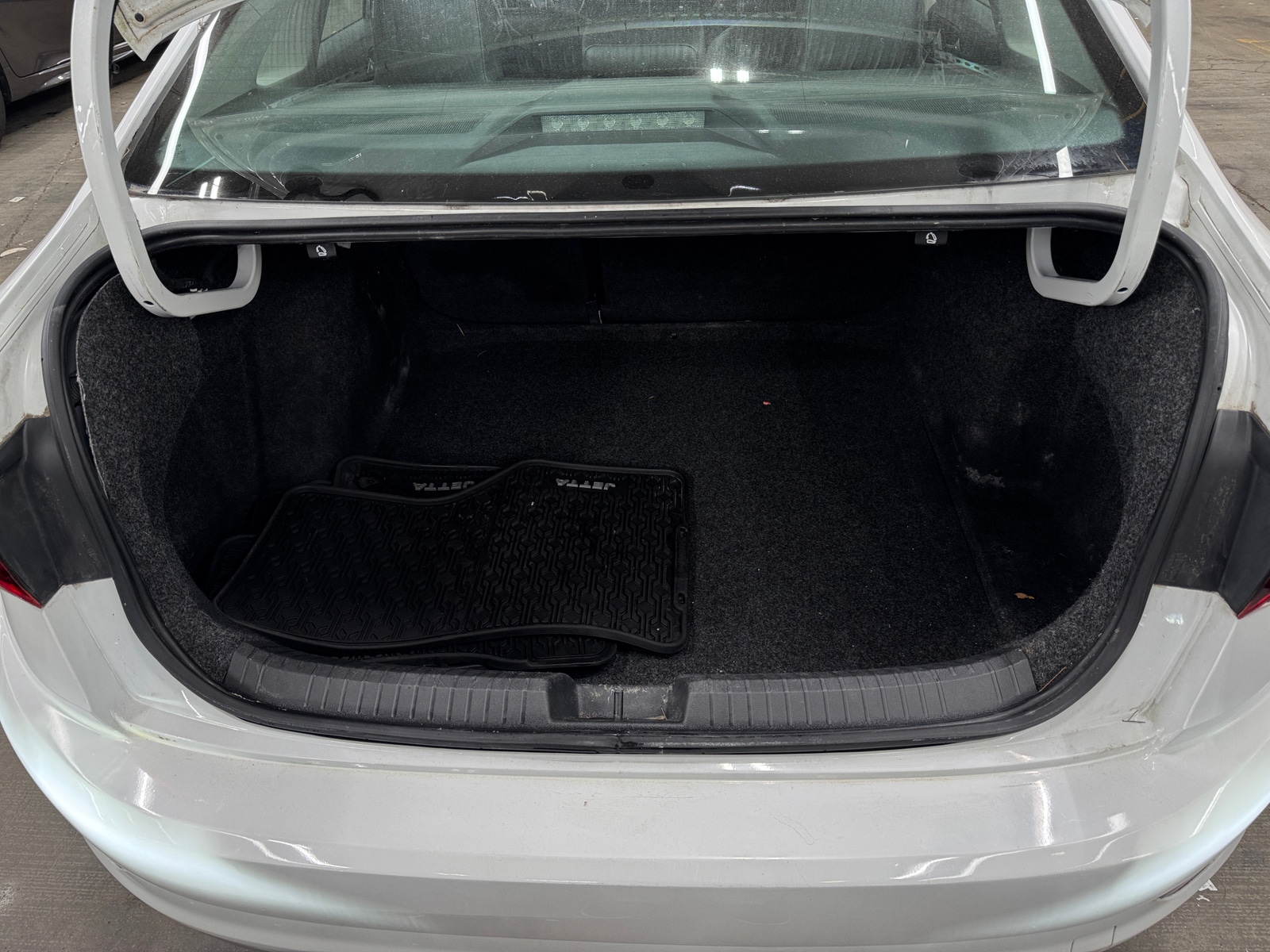 Thumbnail: 2019 Volkswagen Jetta - 7
