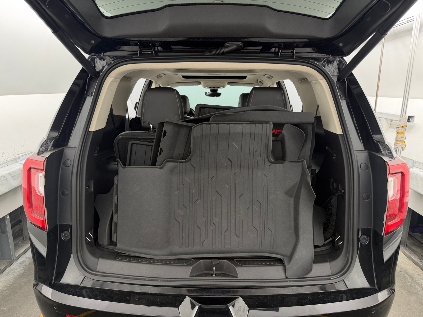 Thumbnail: 2021 GMC Acadia - 6