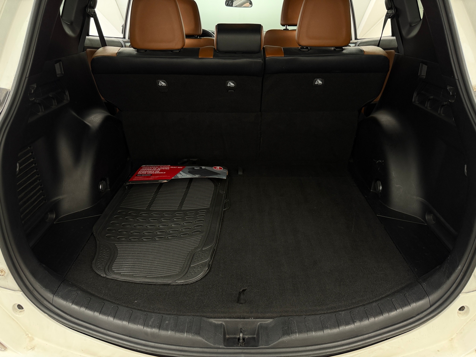 Thumbnail: 2016 Toyota RAV4 - 7