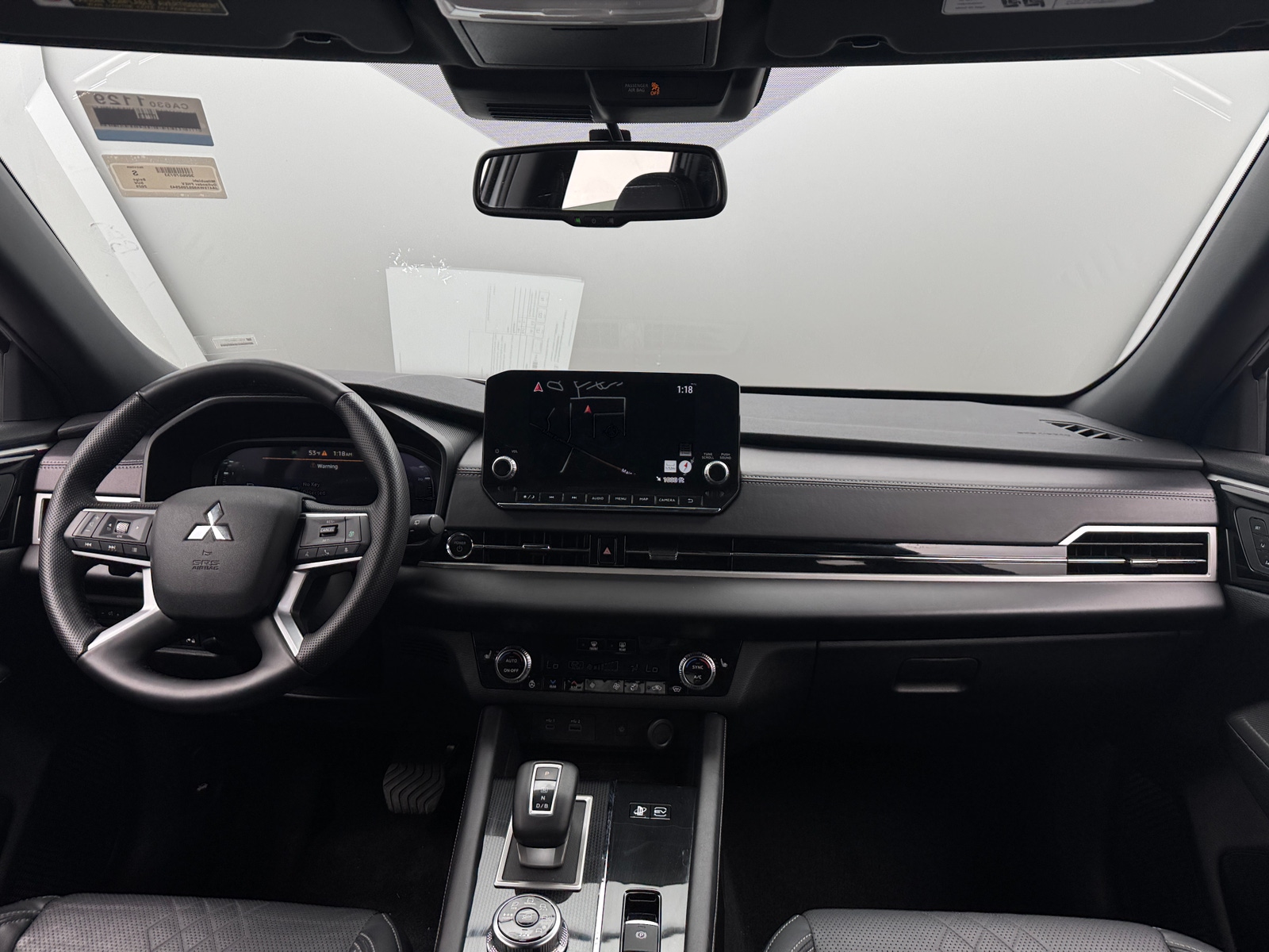 Thumbnail: 2025 Mitsubishi Outlander - 3