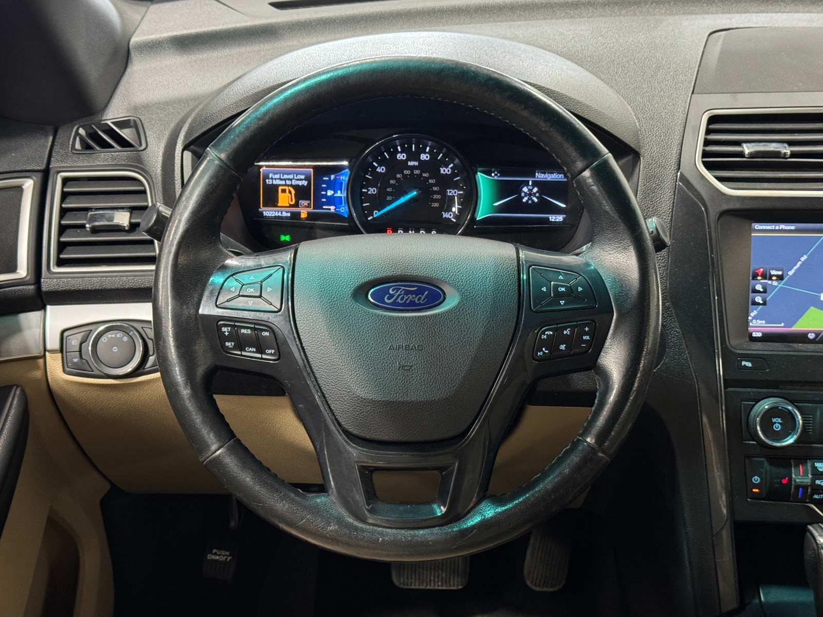 Thumbnail: 2016 Ford Explorer - 4