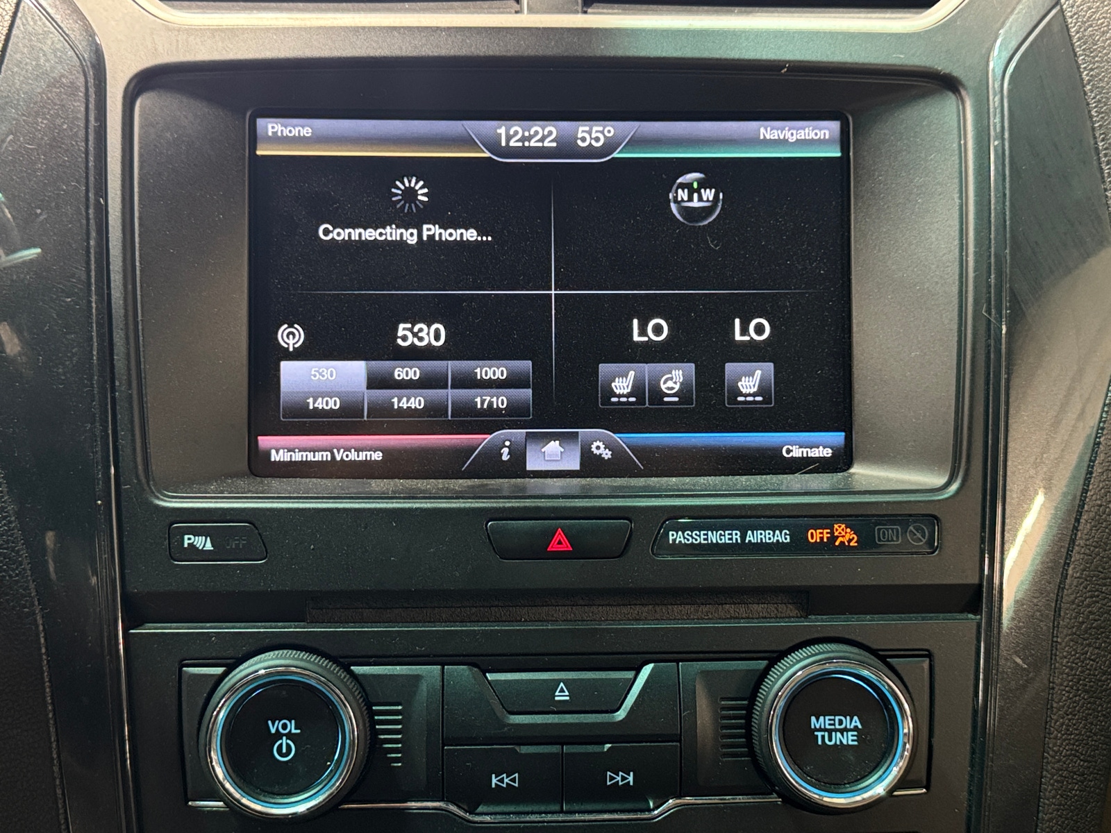 Thumbnail: 2016 Ford Explorer - 3