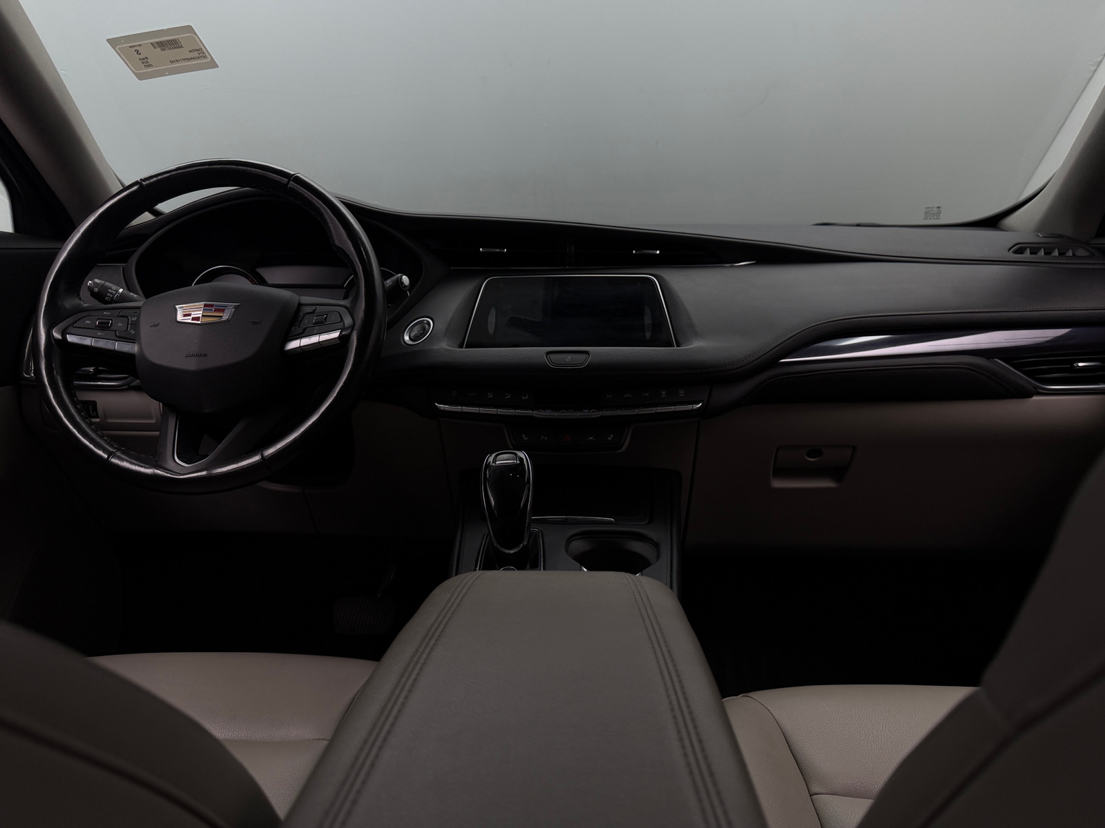 Thumbnail: 2023 Cadillac XT4 - 2