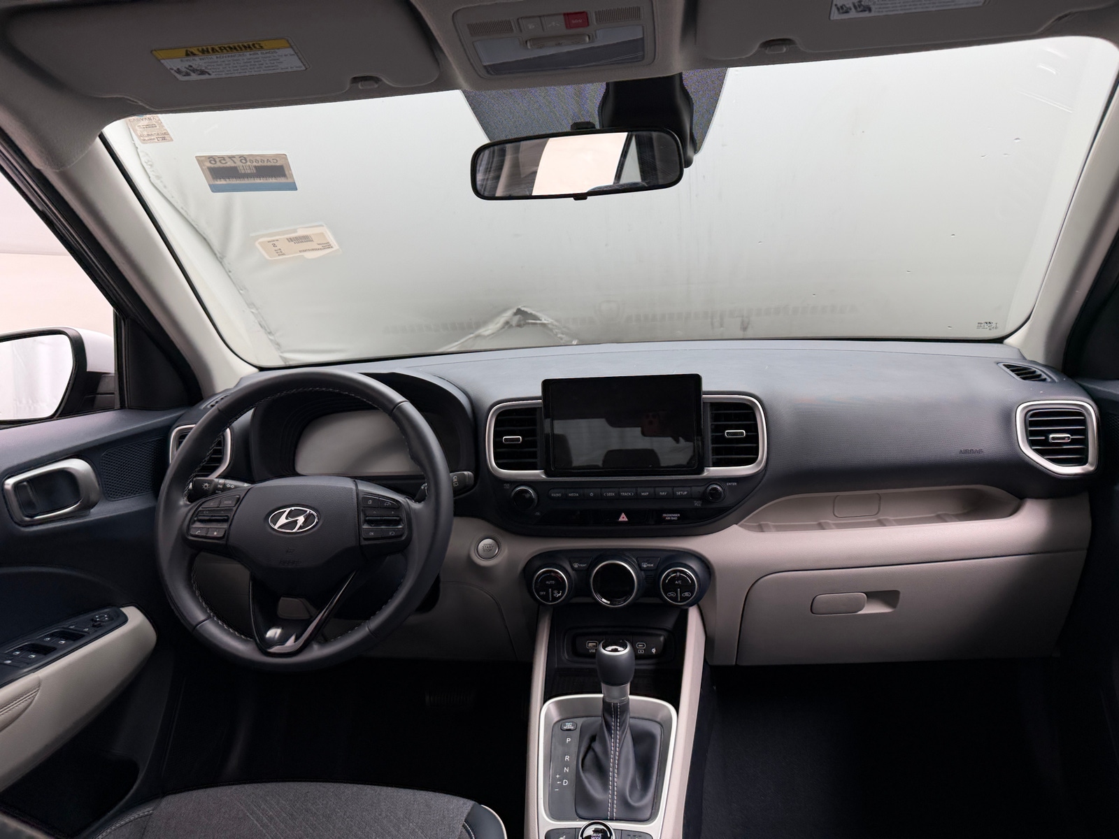 Thumbnail: 2025 Hyundai Venue - 2