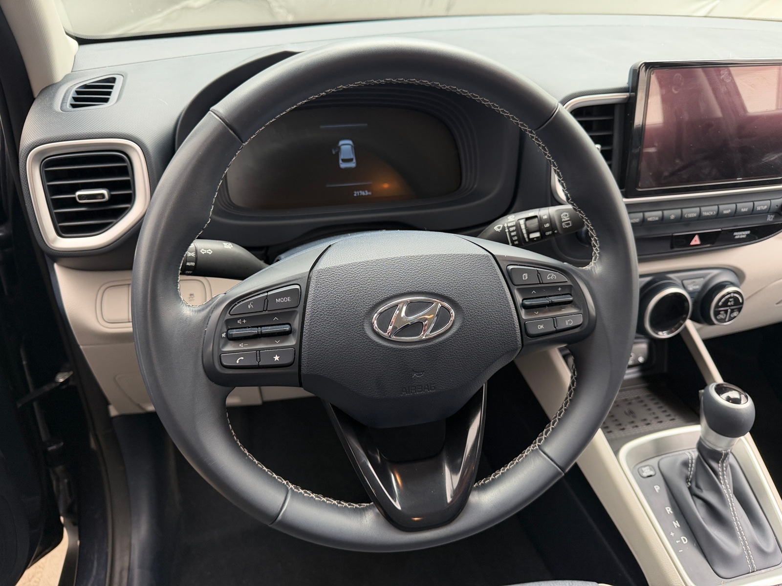 Thumbnail: 2025 Hyundai Venue - 4
