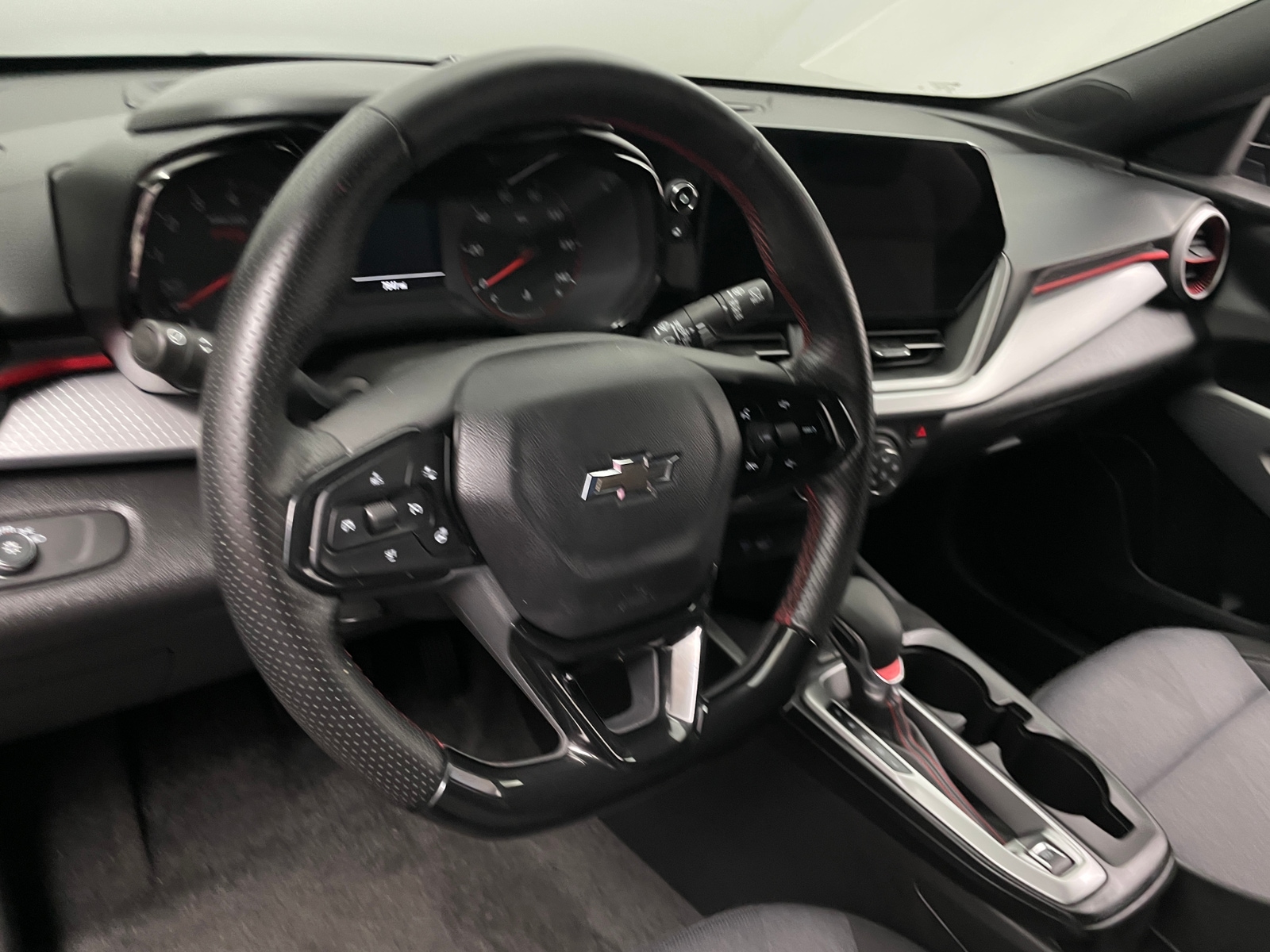 Thumbnail: 2026 Chevrolet Trax - 5