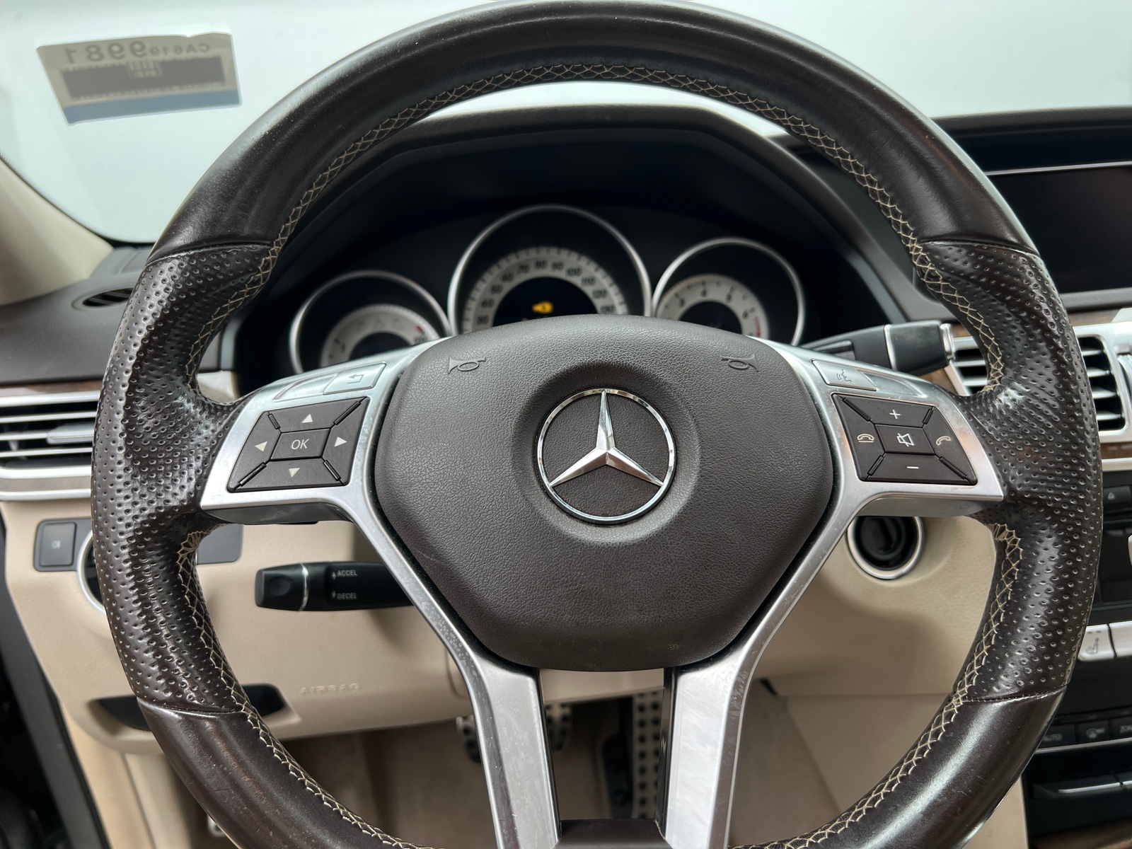 Thumbnail: 2015 Mercedes-Benz E-Class - 4