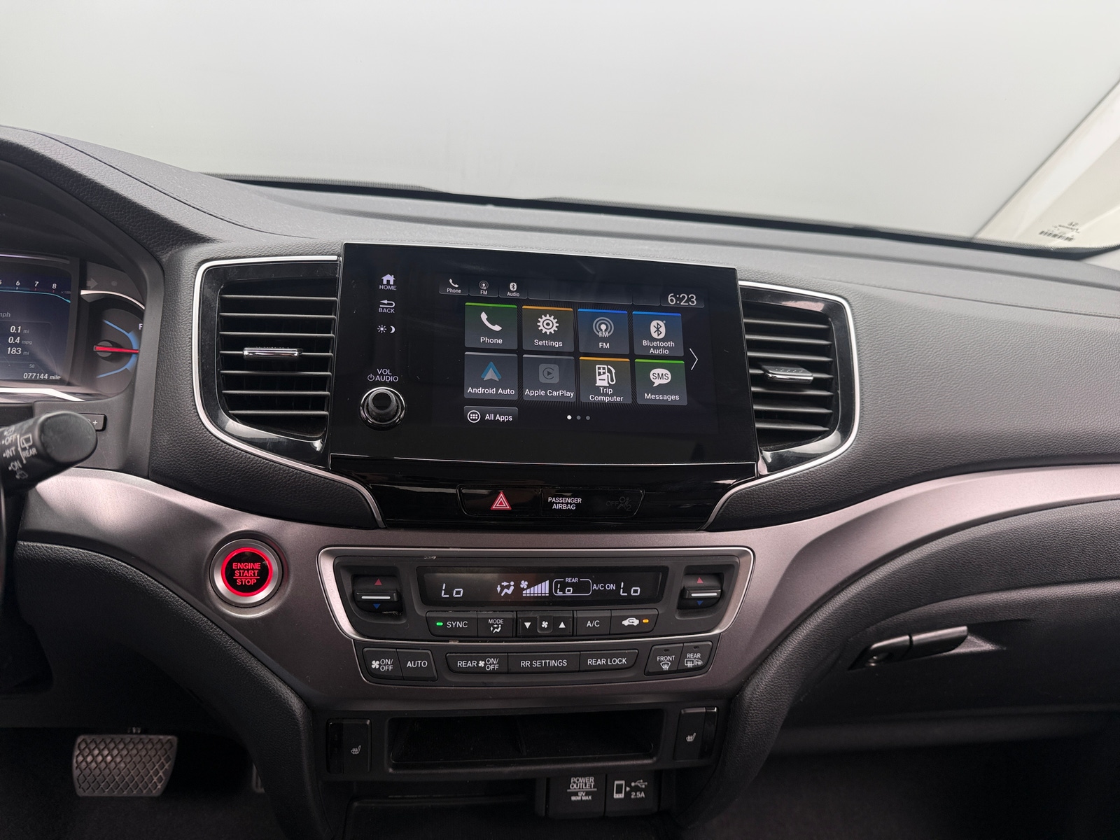Thumbnail: 2019 Honda Pilot - 3