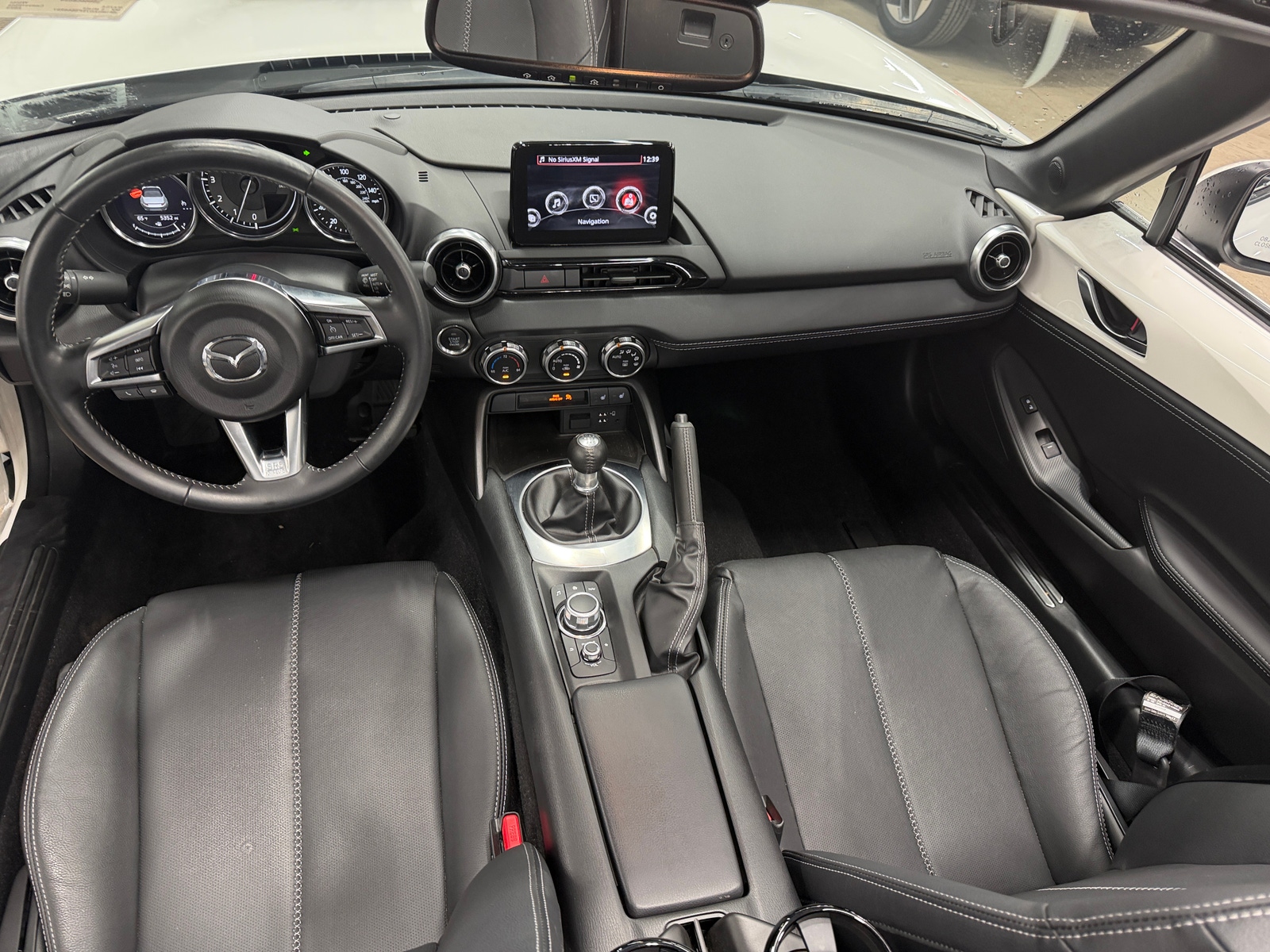 Thumbnail: 2023 Mazda MX-5 Miata - 2