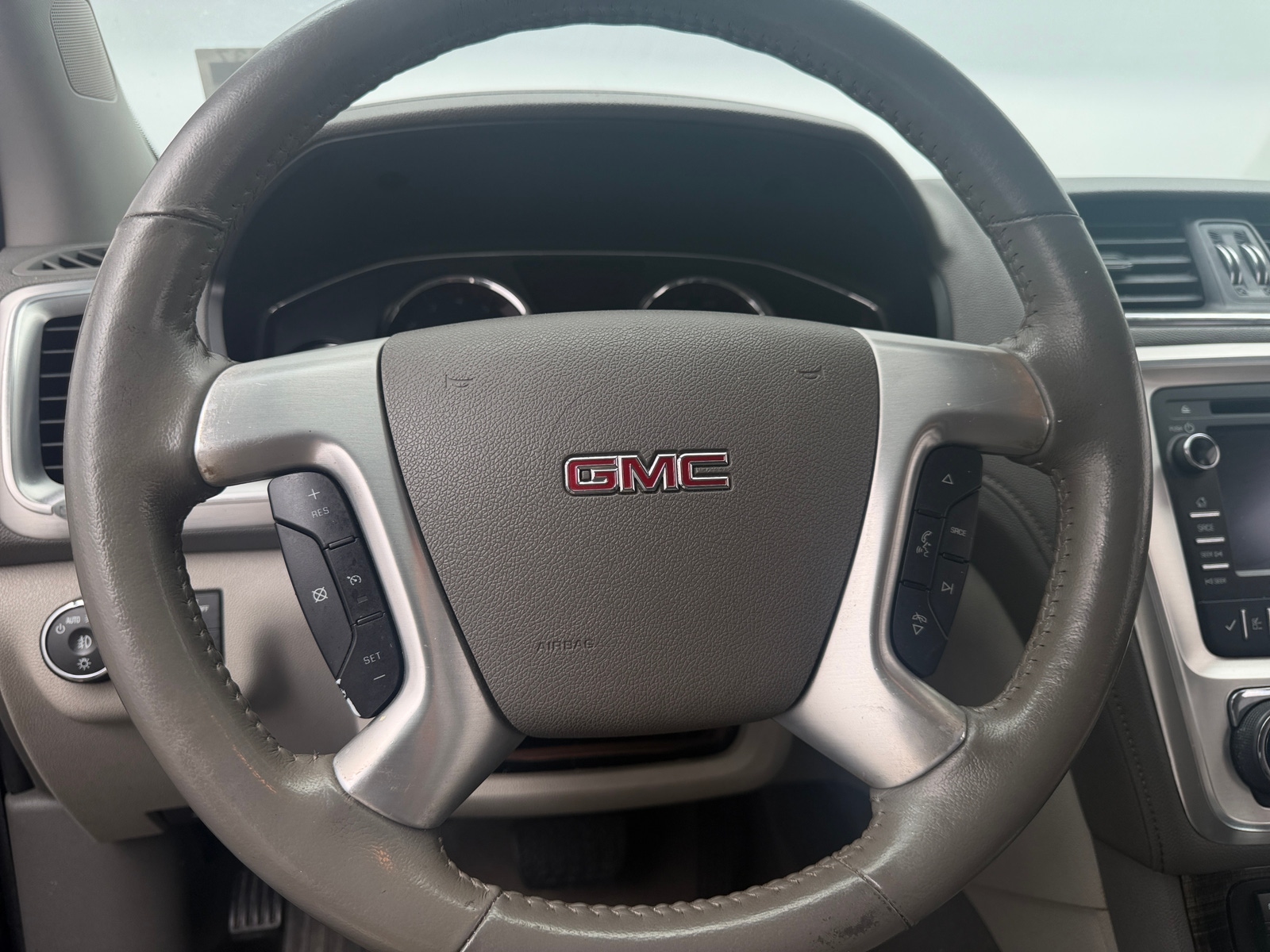 Thumbnail: 2014 GMC Acadia - 4