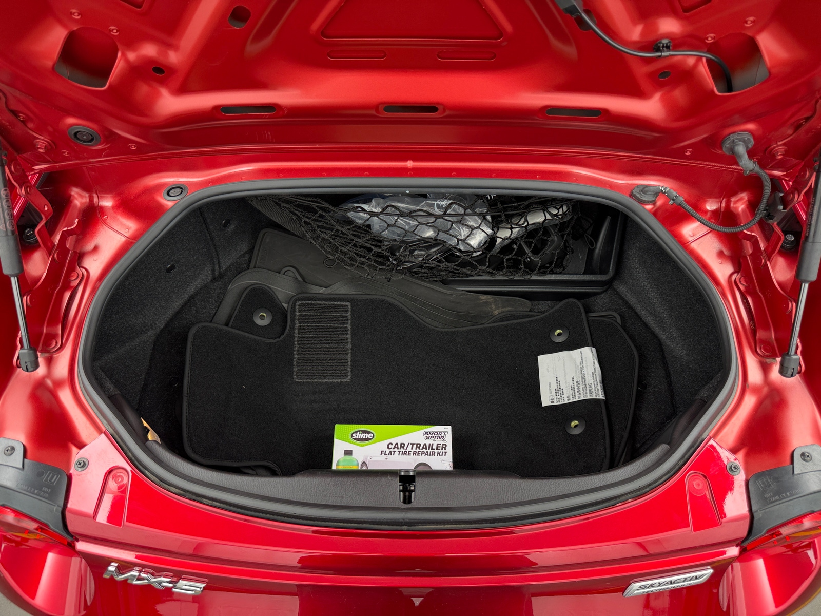 Thumbnail: 2019 Mazda MX-5 Miata - 6