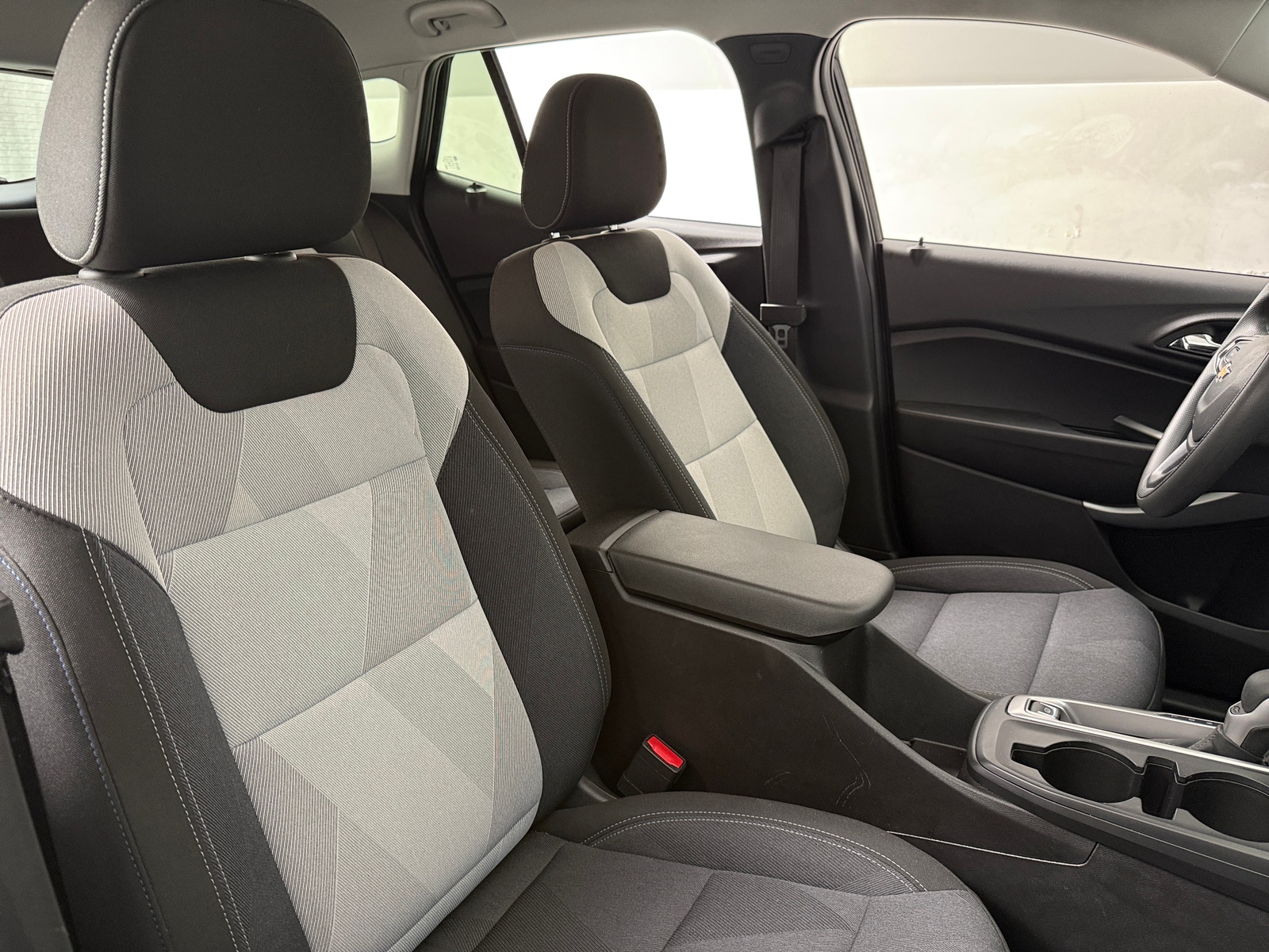 Thumbnail: 2026 Chevrolet Trax - 2