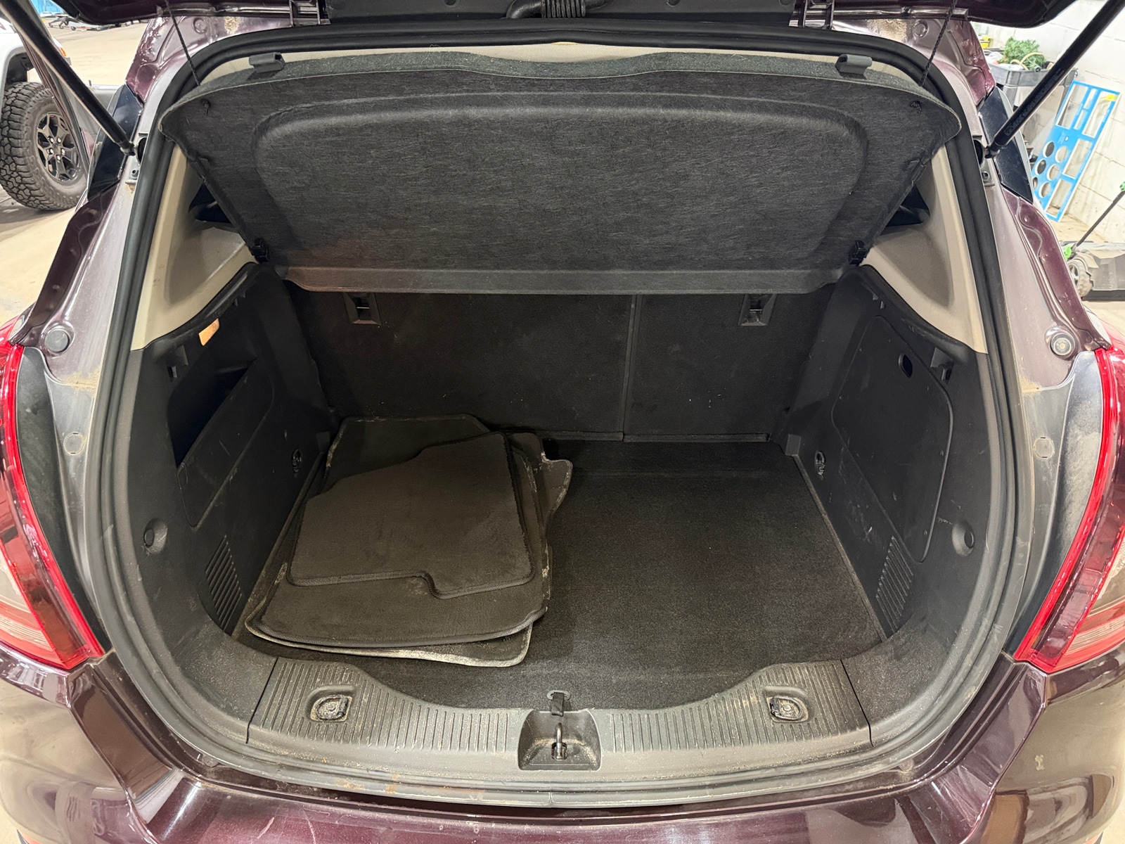 Thumbnail: 2018 Buick Encore - 6
