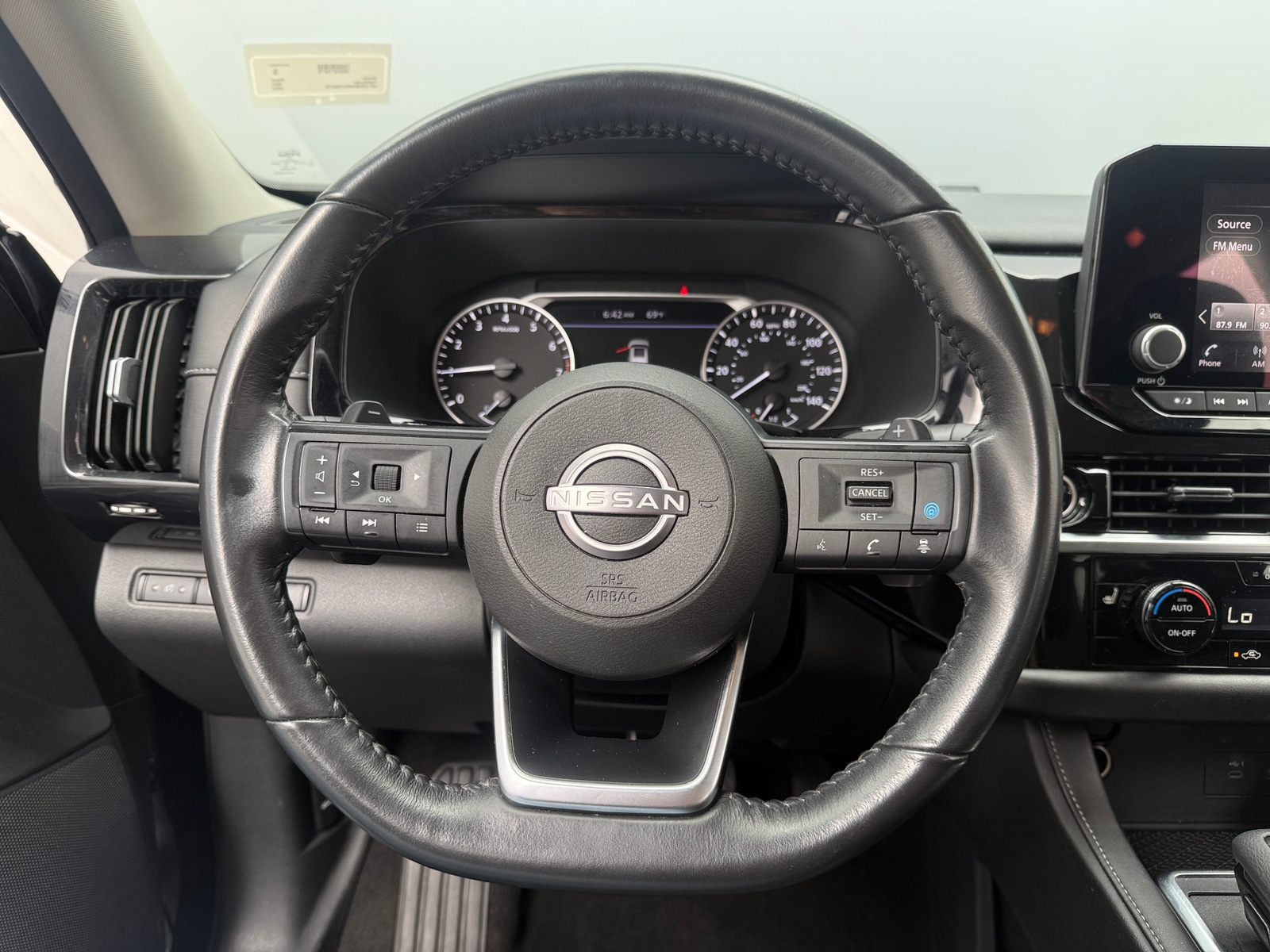 Thumbnail: 2024 Nissan Pathfinder - 5