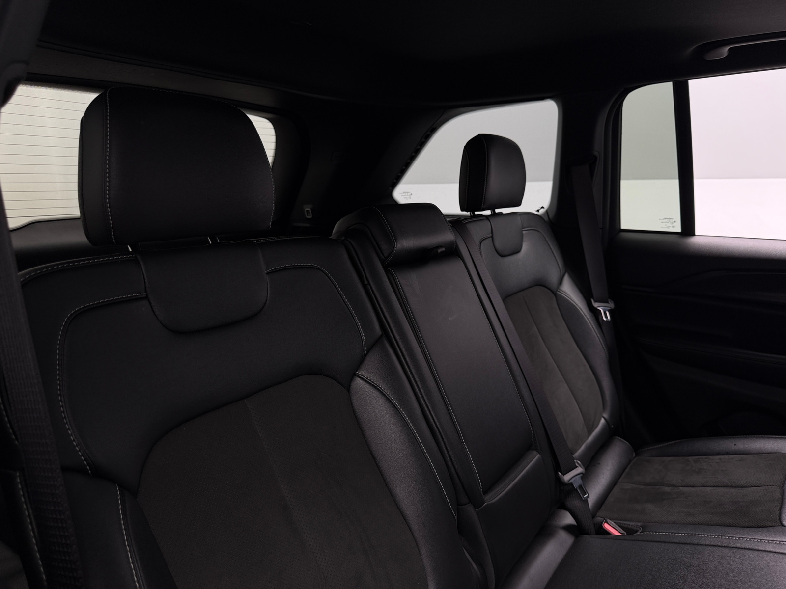 Thumbnail: 2023 Jeep Grand Cherokee - 5