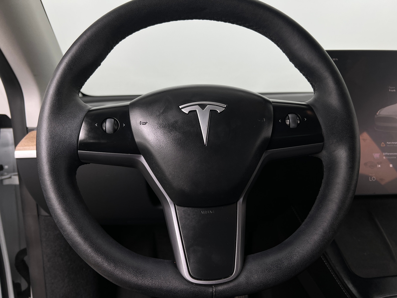 Thumbnail: 2023 Tesla Model Y - 4