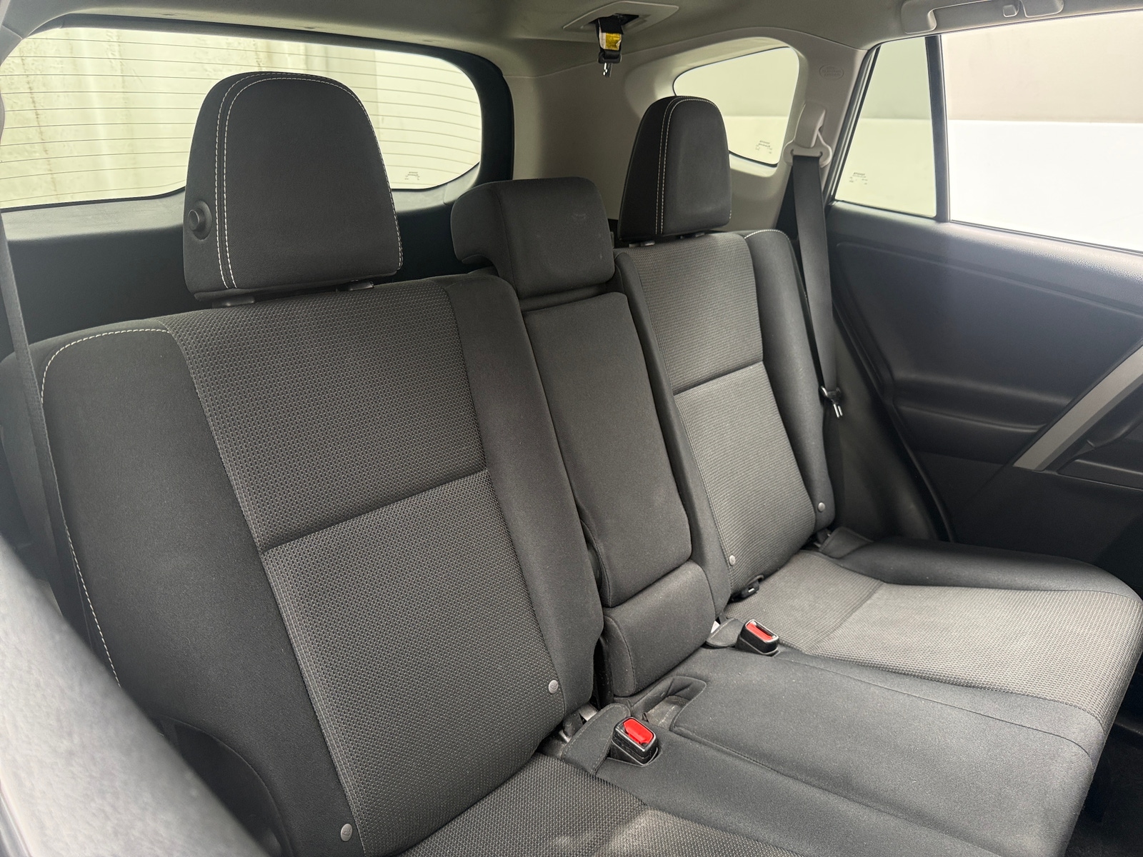 Thumbnail: 2018 Toyota RAV4 - 6