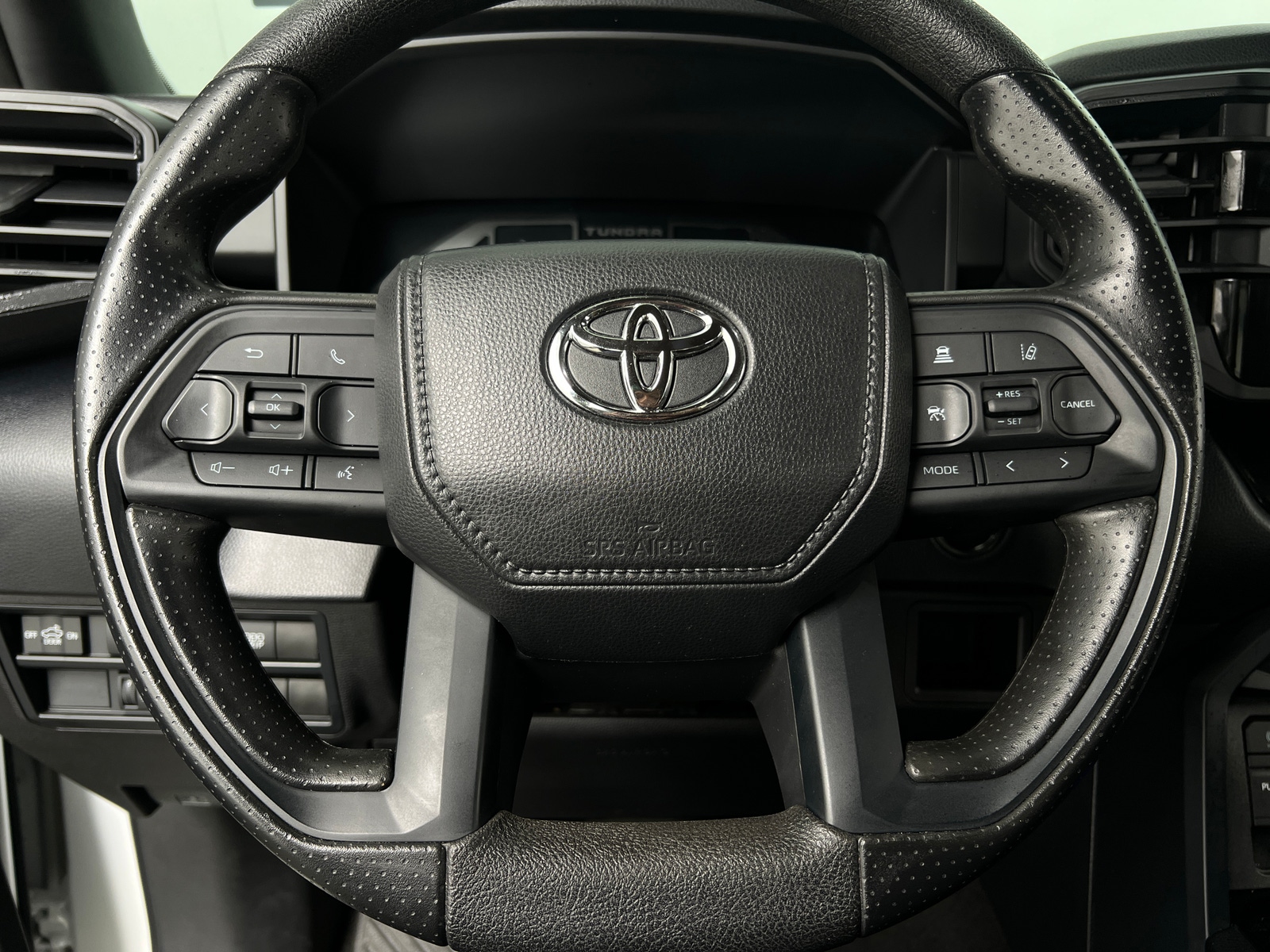 Thumbnail: 2025 Toyota Tundra - 5