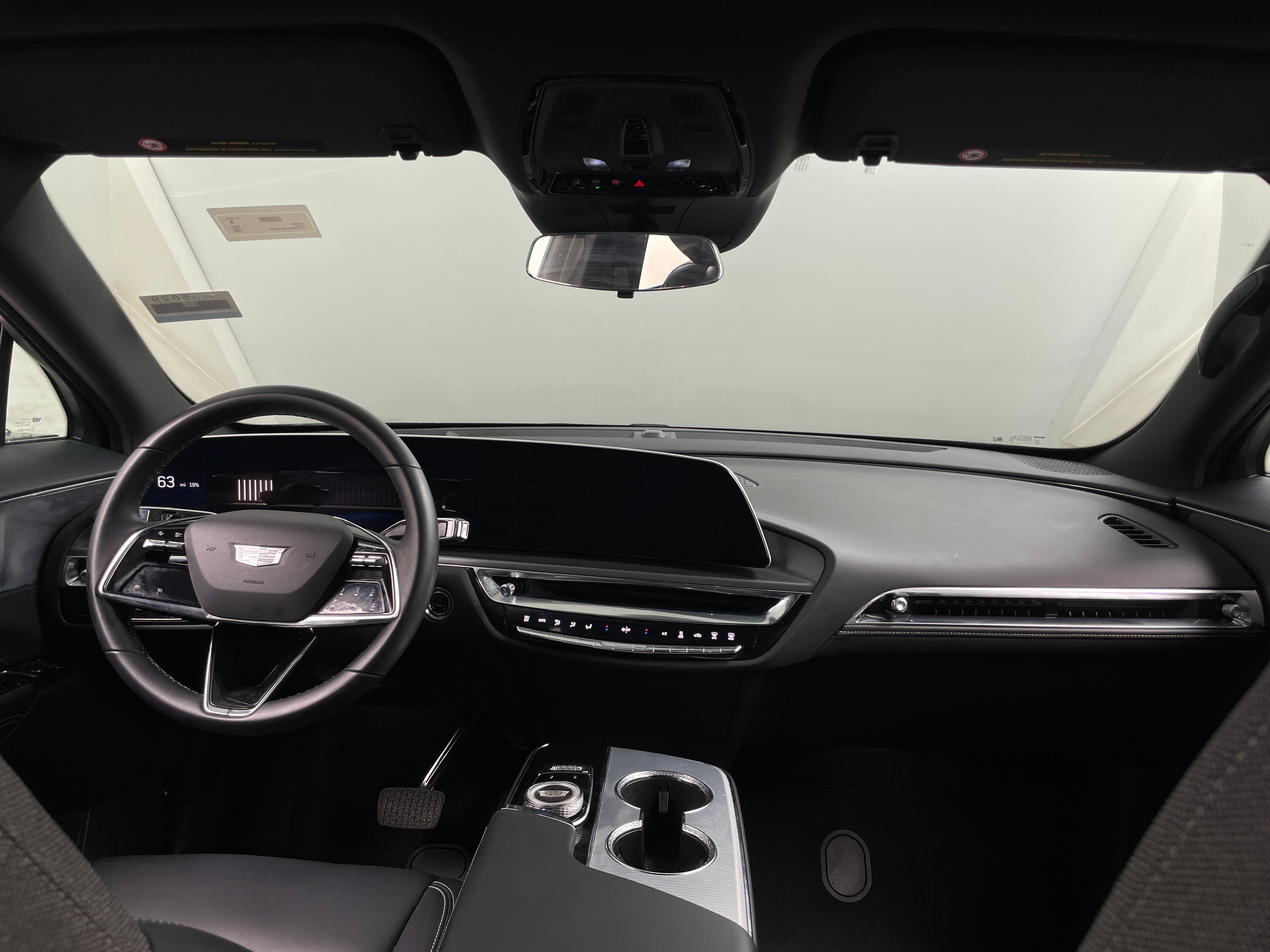 Used 2024 Cadillac LYRIQ Tech with VIN 1GYKPMRL9RZ139572 for sale in Auburn, WA