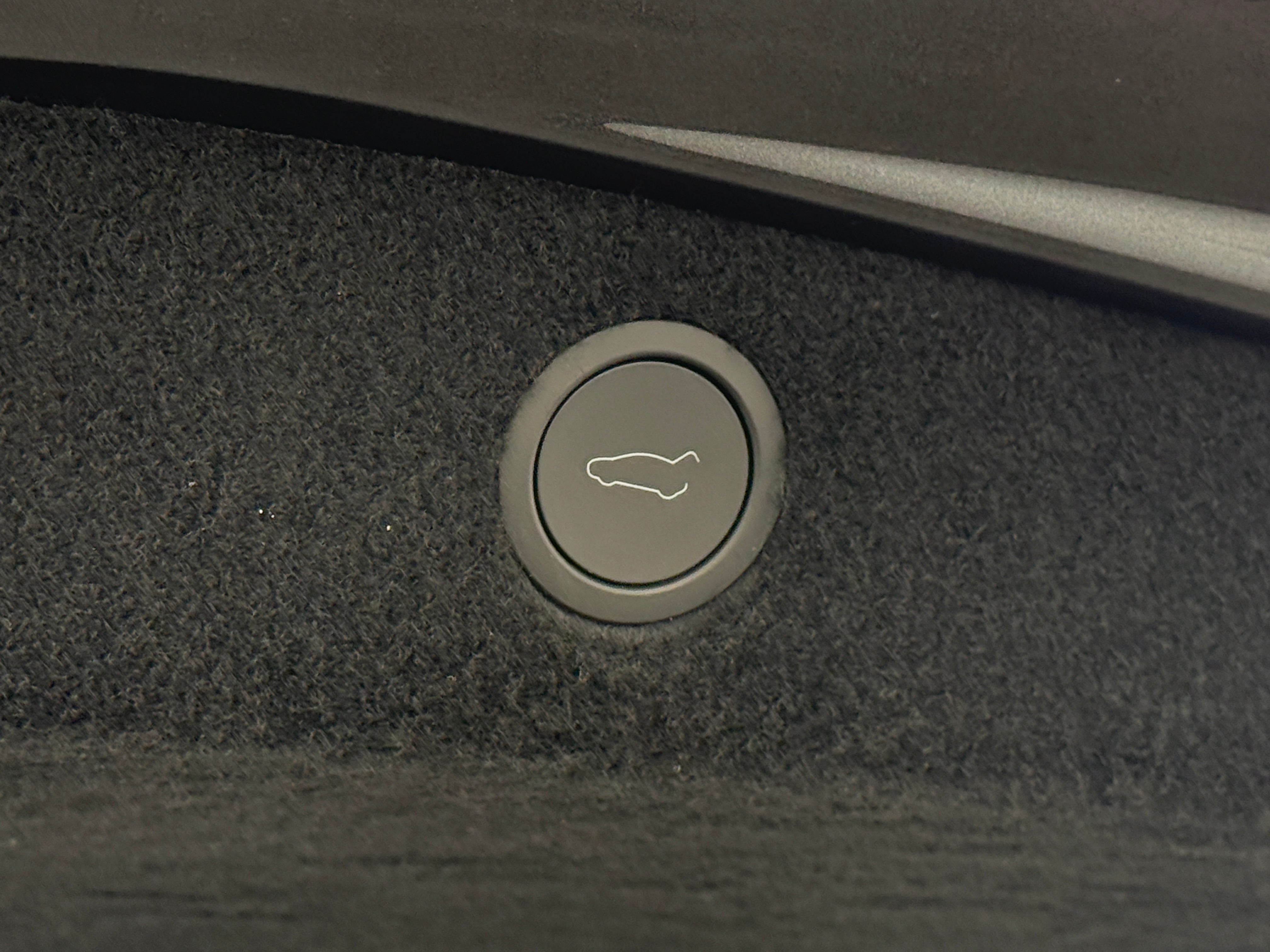 Used 2025 Tesla Model 3 Long Range with VIN 5YJ3E1EA4SF991584 for sale in Auburn, WA