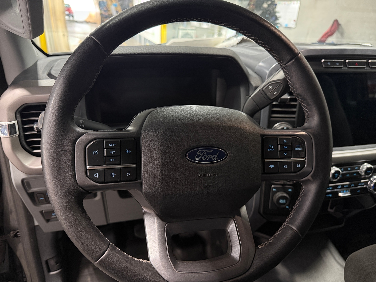 Thumbnail: 2024 Ford Econoline - 5