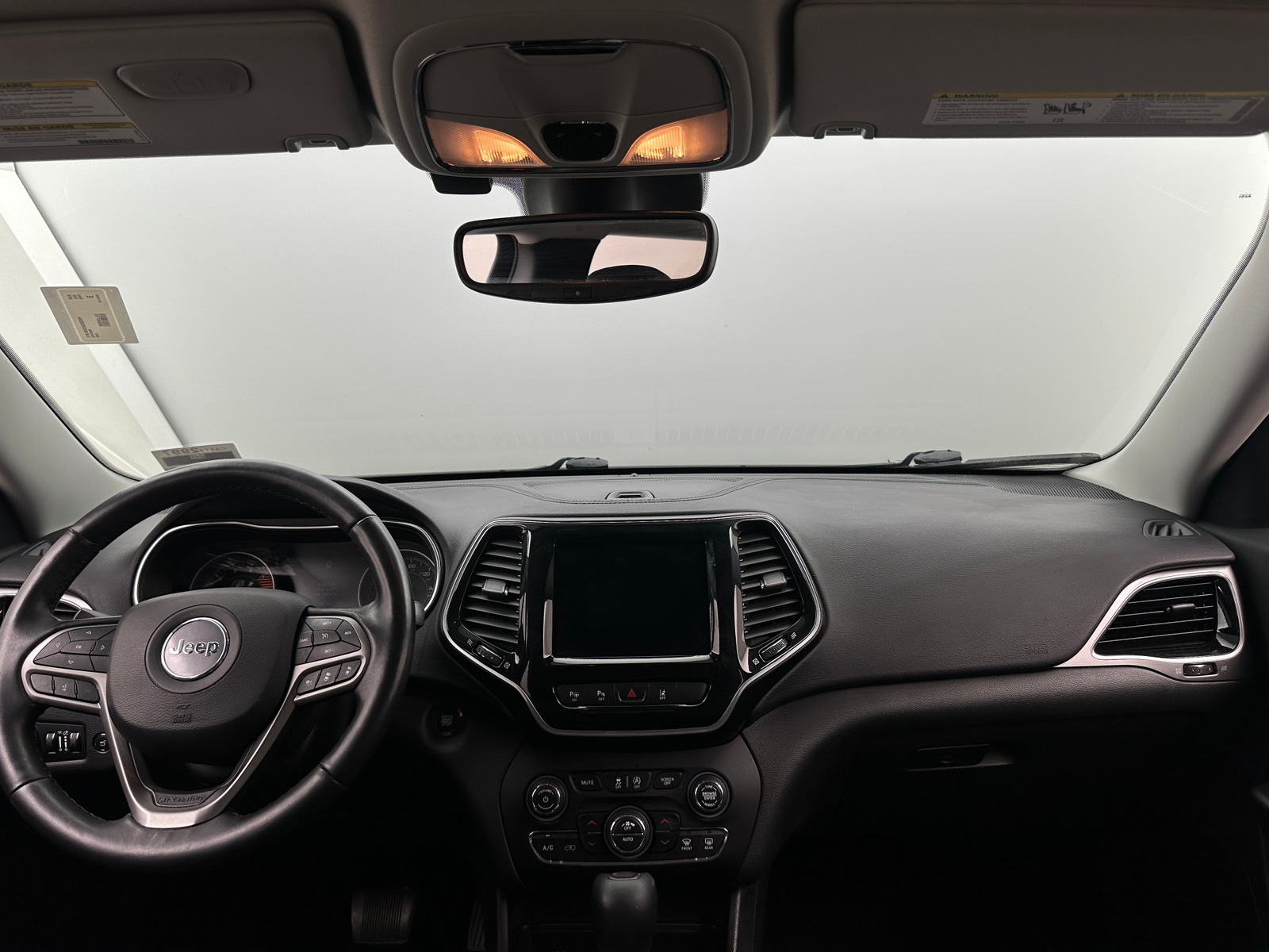 Thumbnail: 2019 Jeep Cherokee - 2