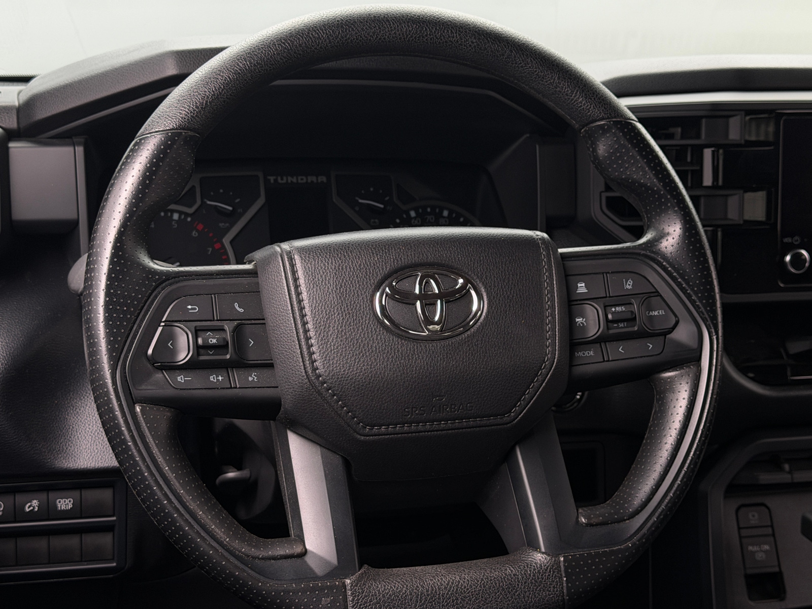 Thumbnail: 2025 Toyota Tundra - 5