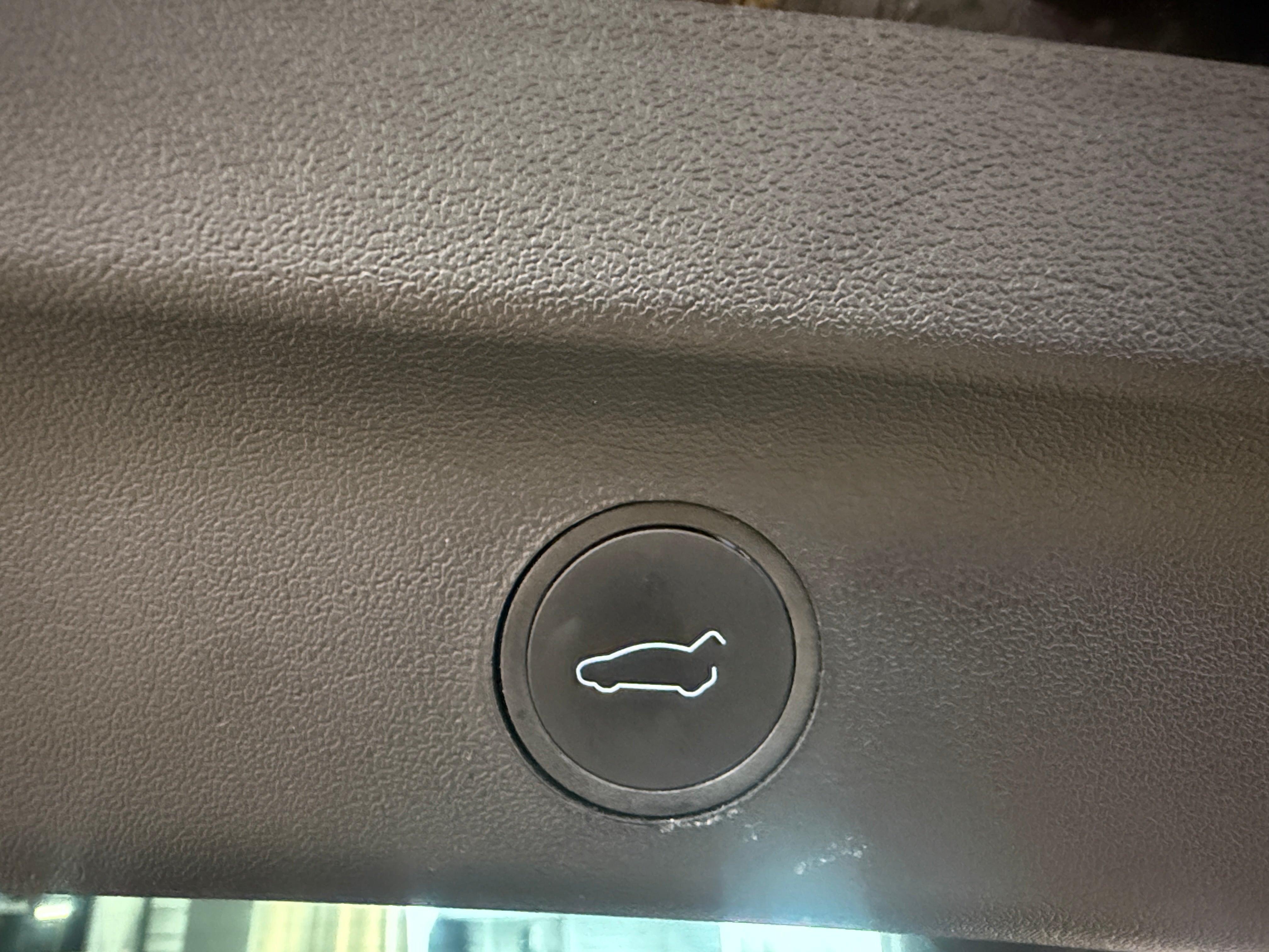 Used 2024 Tesla Model Y Long Range with VIN 7SAYGDEEXRA235160 for sale in Auburn, WA