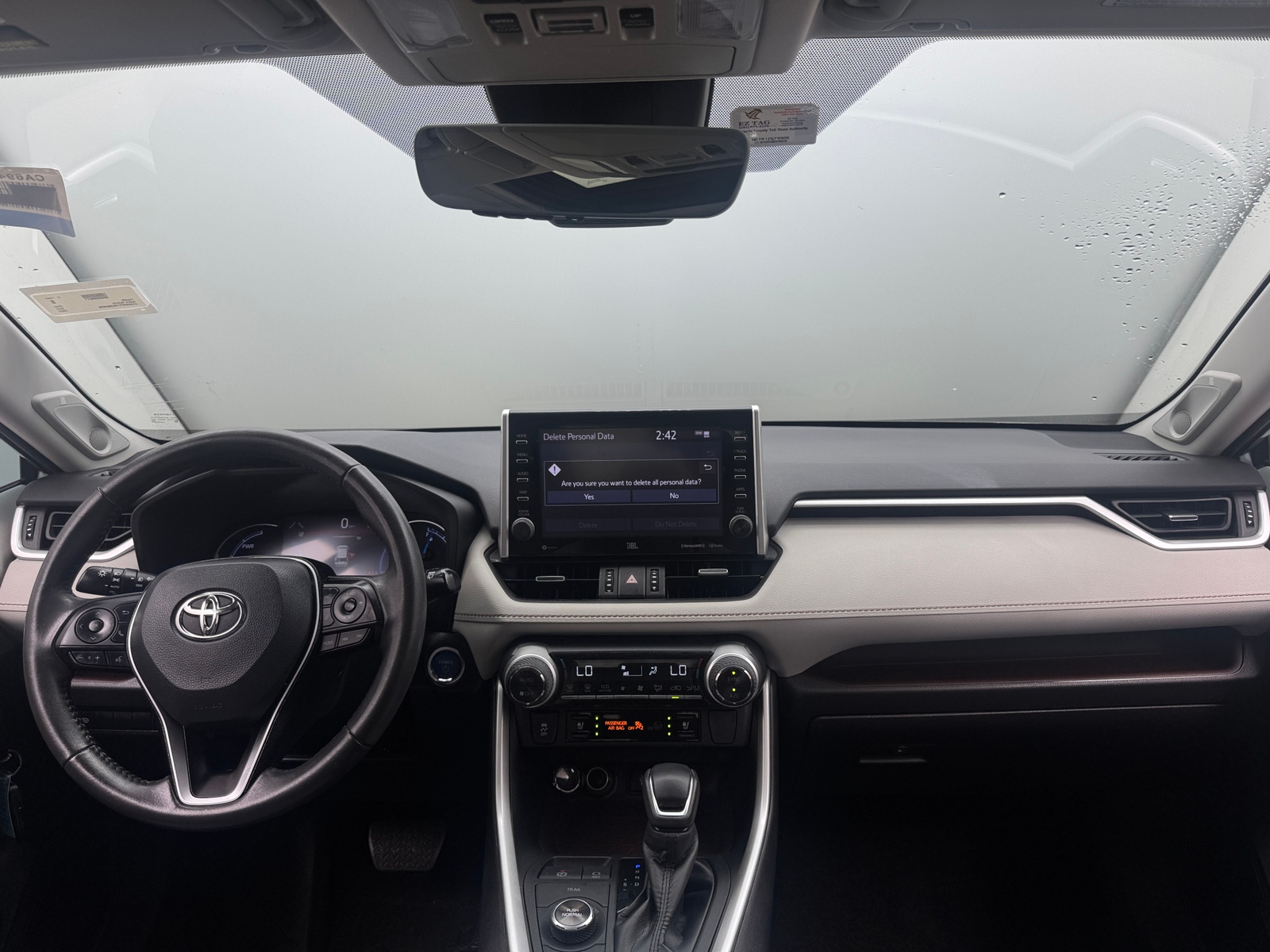 Thumbnail: 2022 Toyota RAV4 - 3