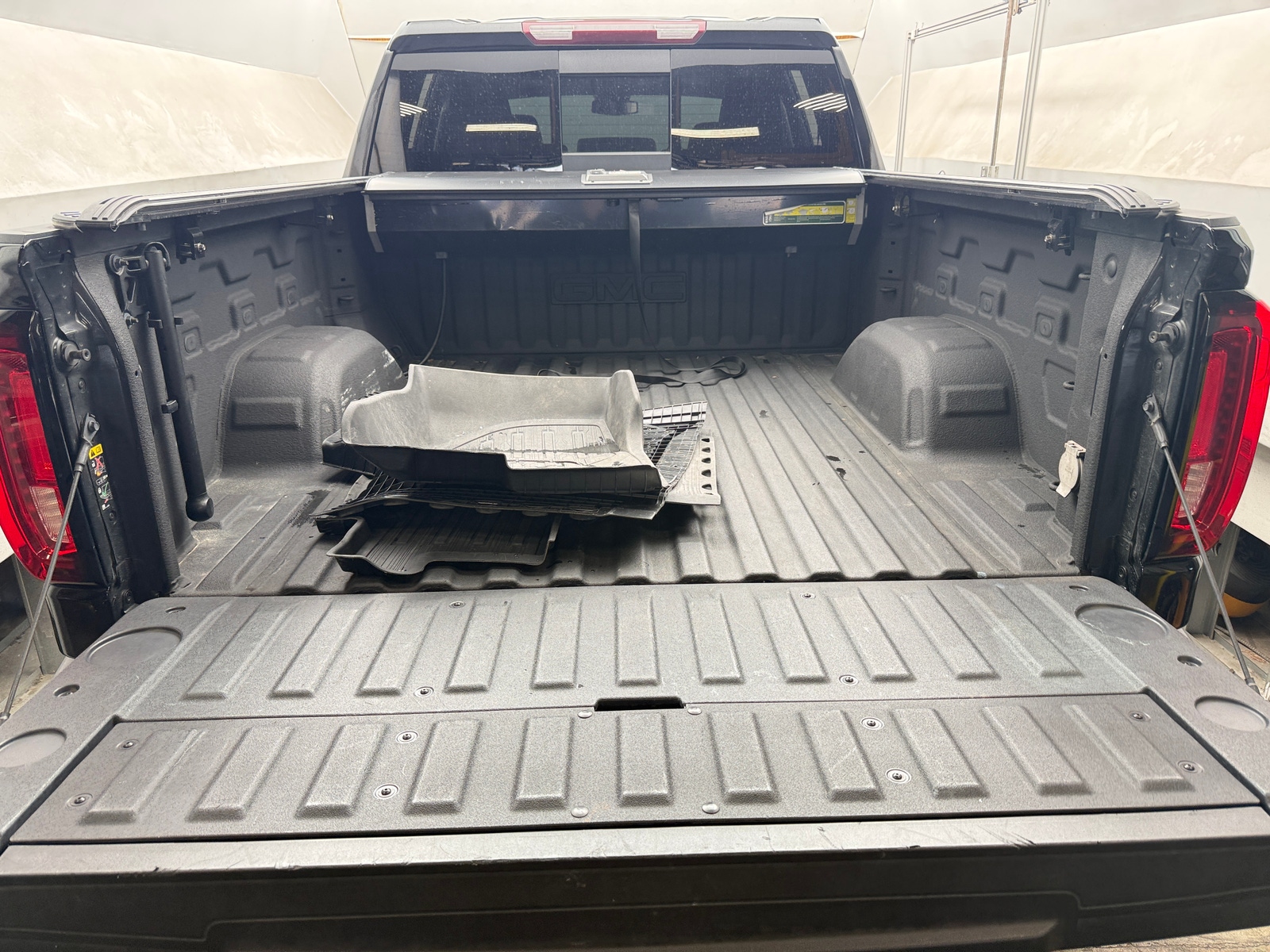 Thumbnail: 2024 GMC Sierra 1500 - 6