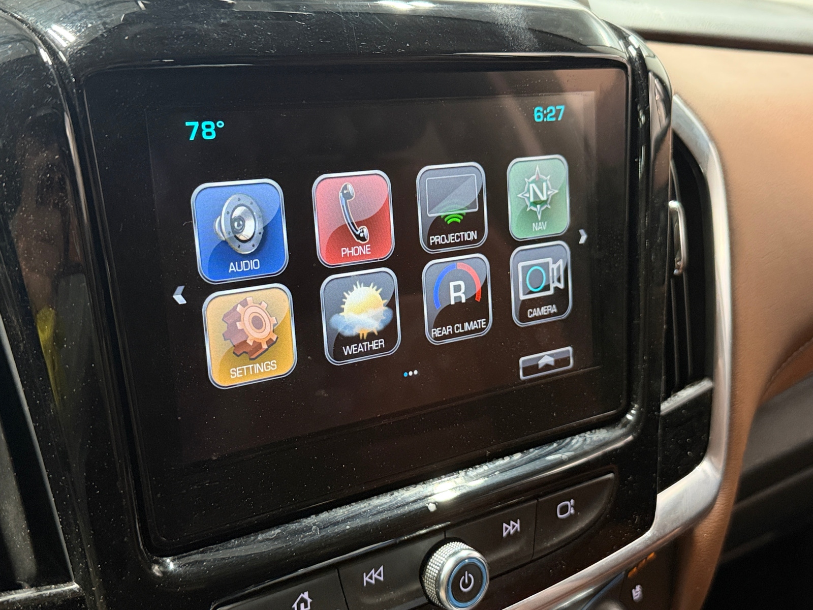 Thumbnail: 2019 Chevrolet Traverse - 3