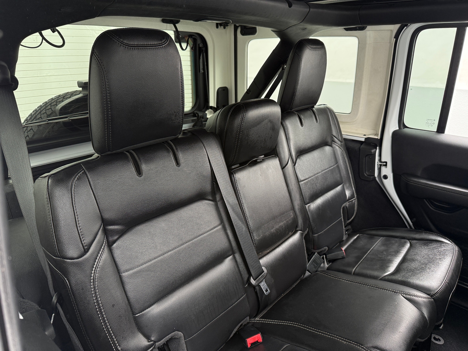Thumbnail: 2020 Jeep Wrangler - 5