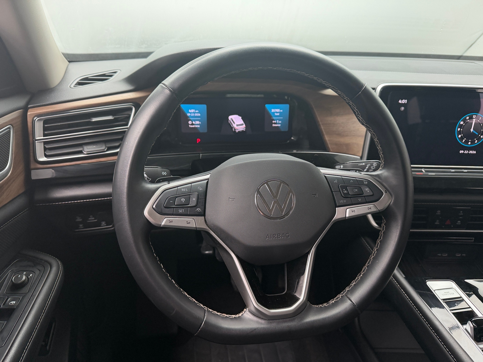 Thumbnail: 2025 Volkswagen Atlas - 4