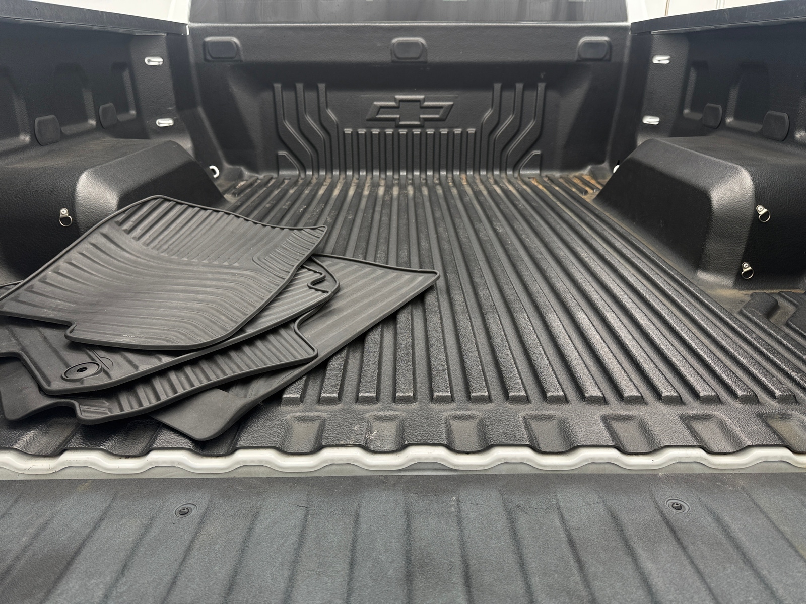 Thumbnail: 2022 Chevrolet Silverado 1500 - 7