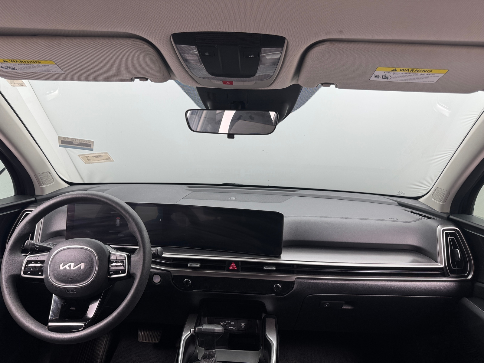 Thumbnail: 2024 Kia Sorento - 3