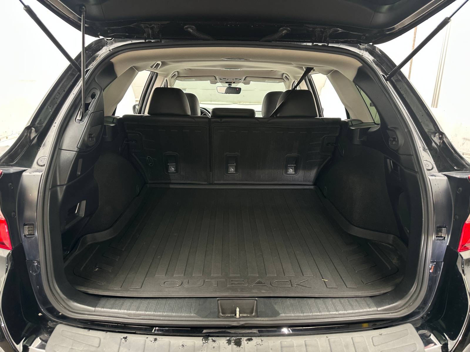 Thumbnail: 2019 Subaru Outback - 6
