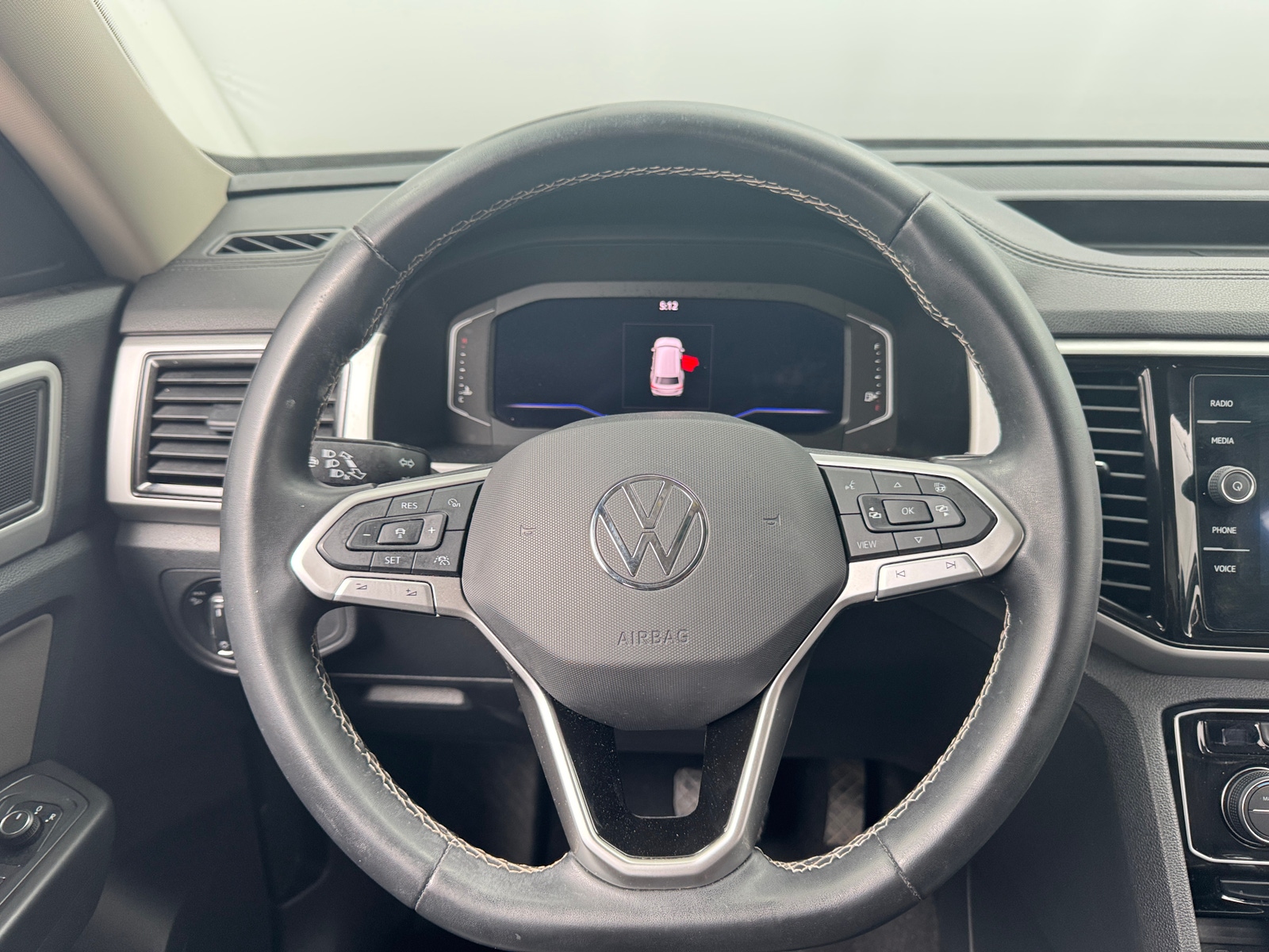 Thumbnail: 2022 Volkswagen Atlas - 4