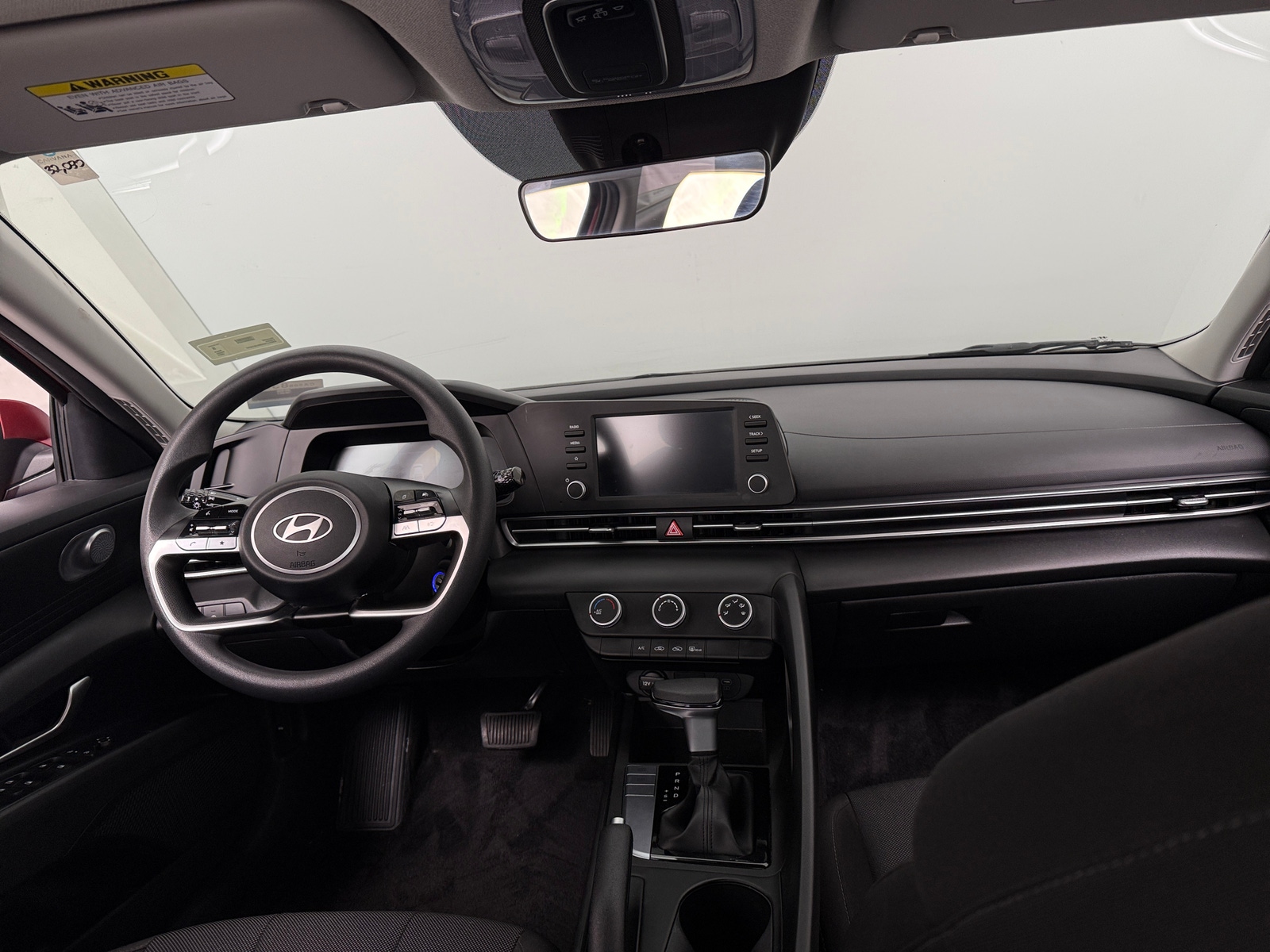 Thumbnail: 2024 Hyundai Elantra - 3