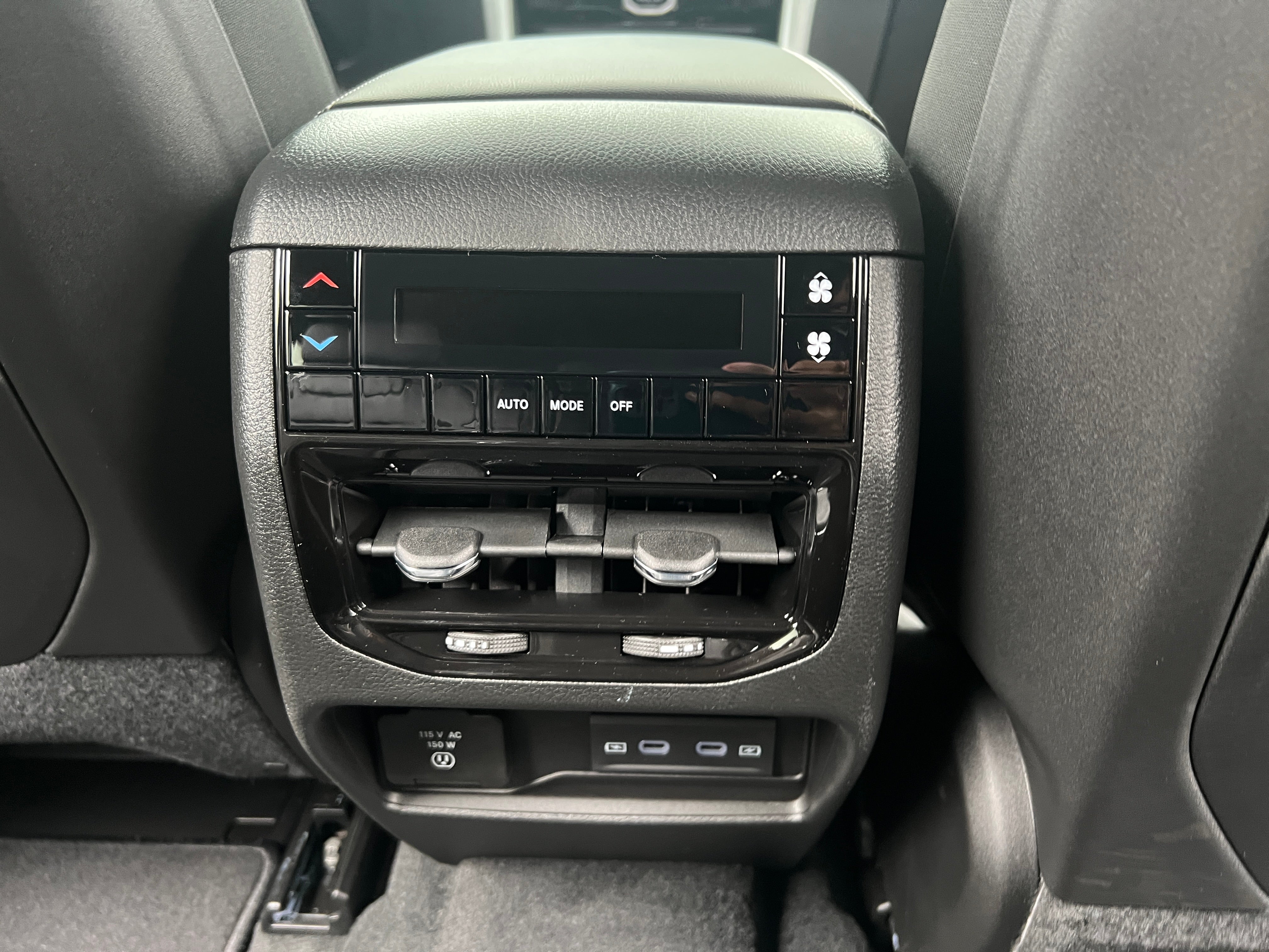 2027 Jeep Grand Cherokee L