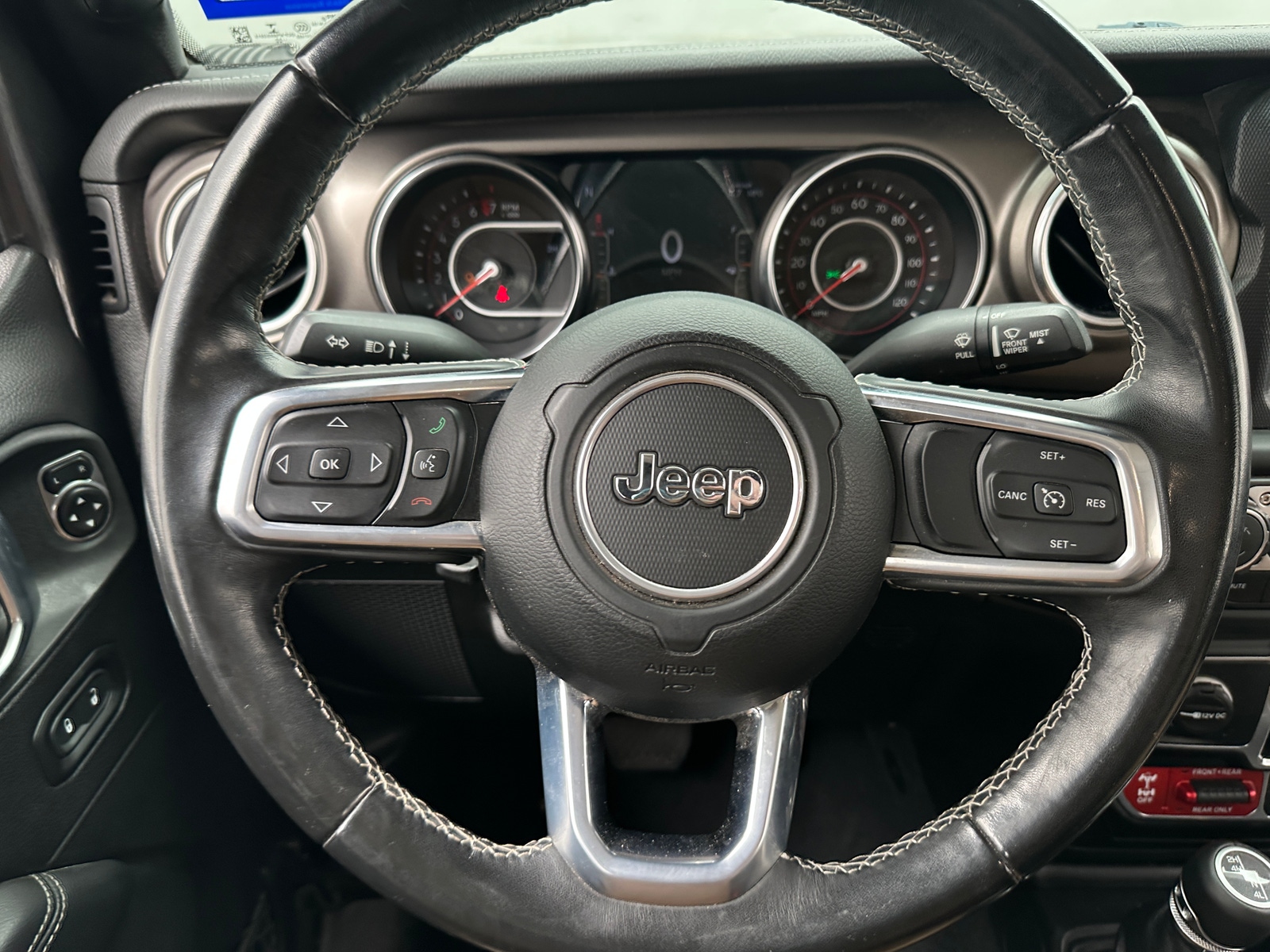 Thumbnail: 2020 Jeep Gladiator - 4