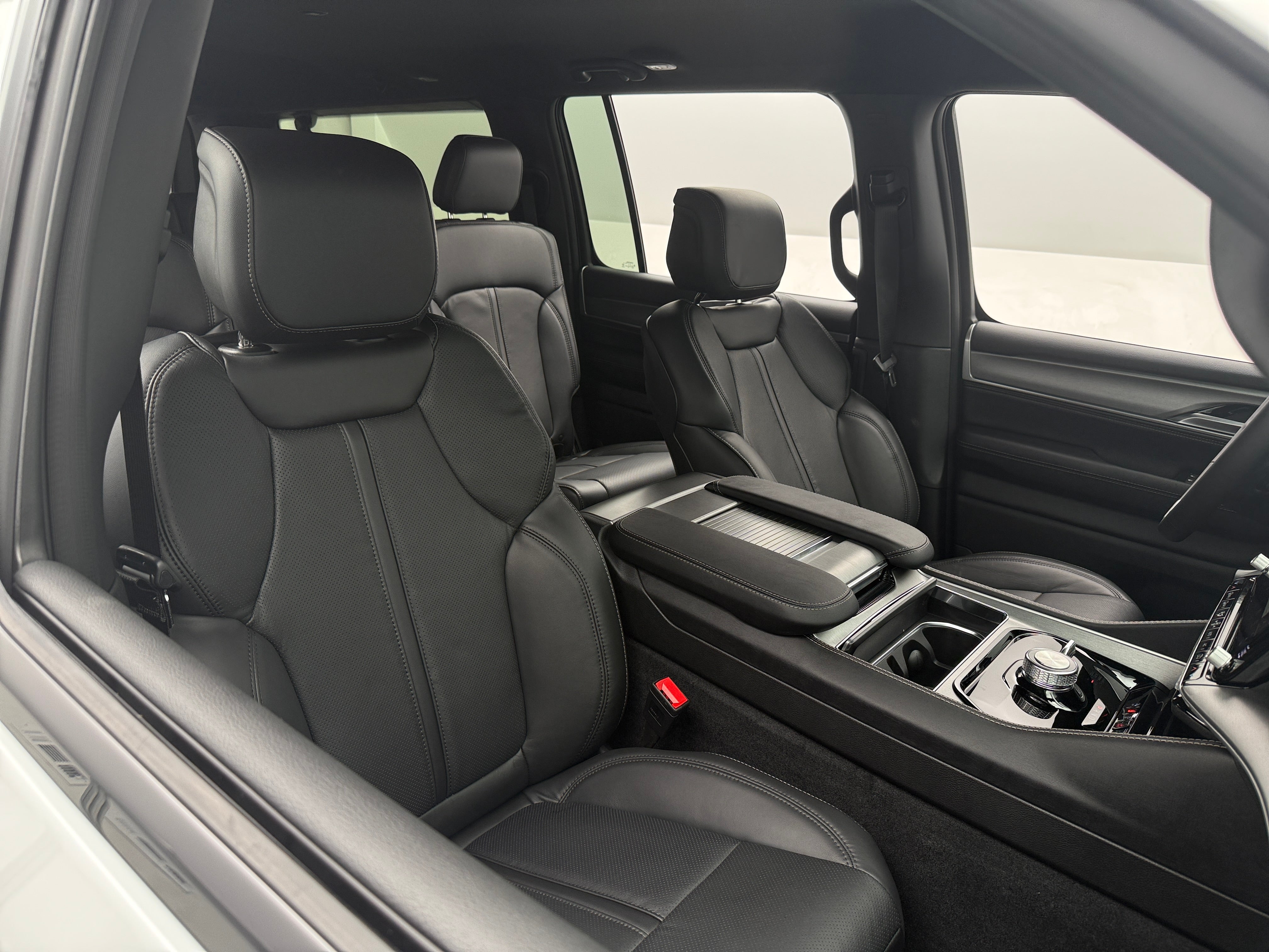 2026 Jeep Grand Wagoneer L