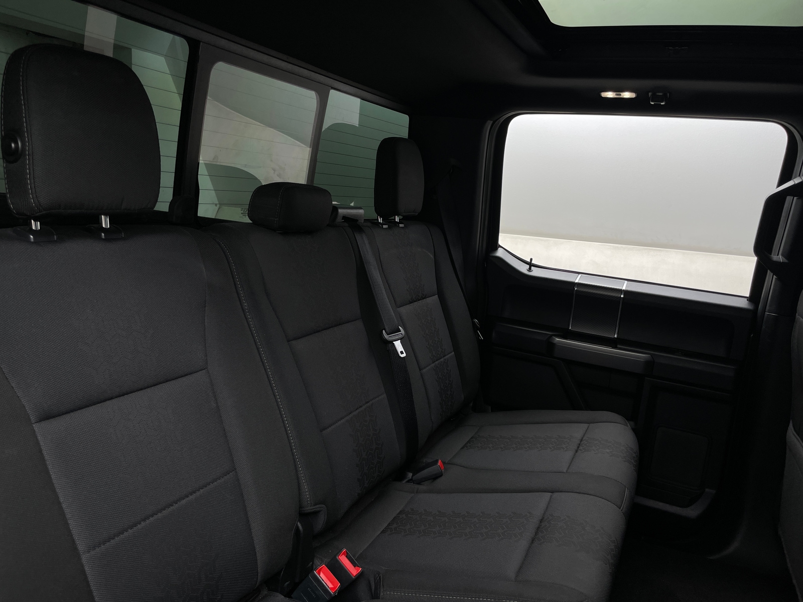 Thumbnail: 2019 Ford Econoline - 6