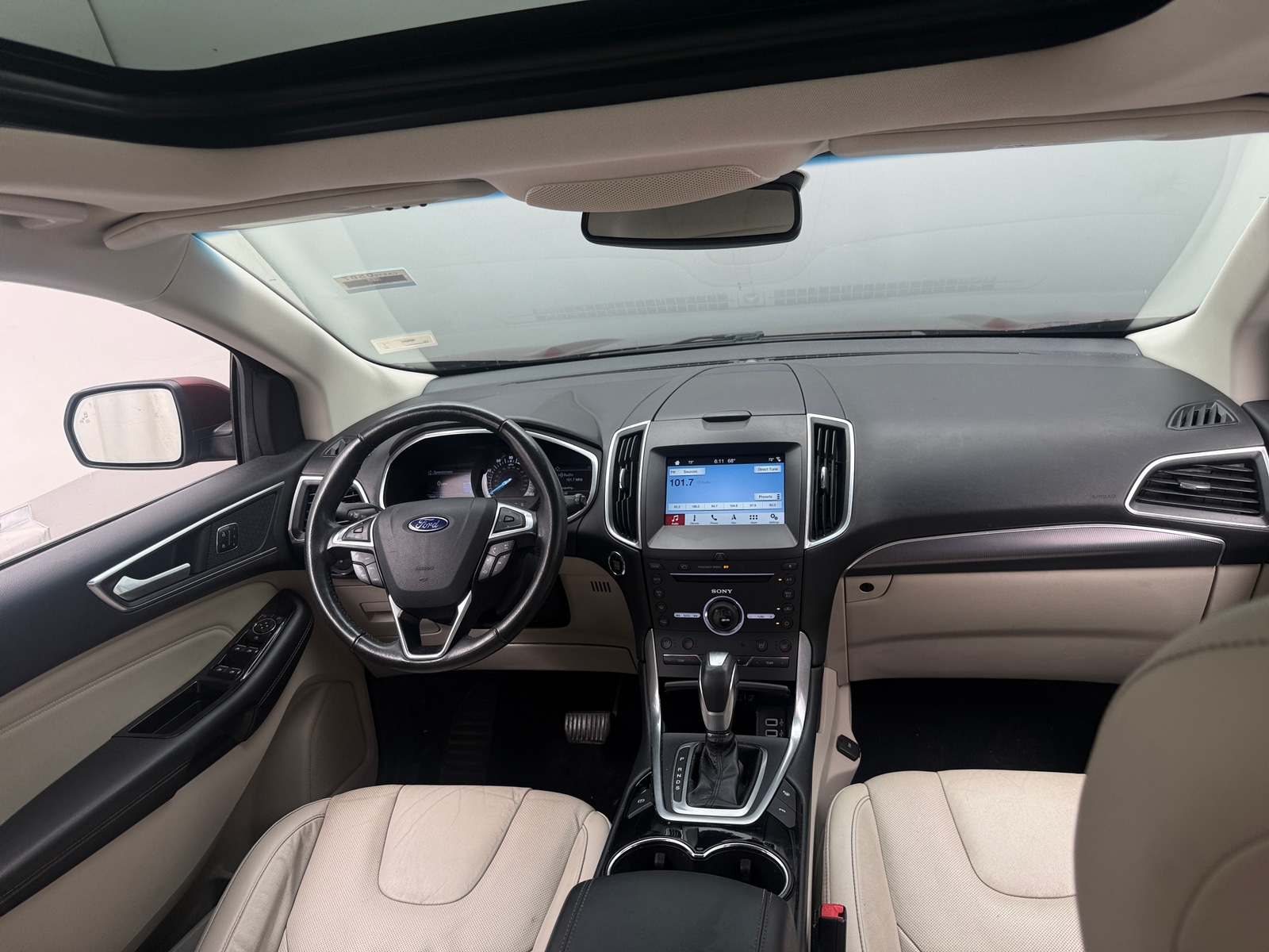 Thumbnail: 2016 Ford Edge - 2