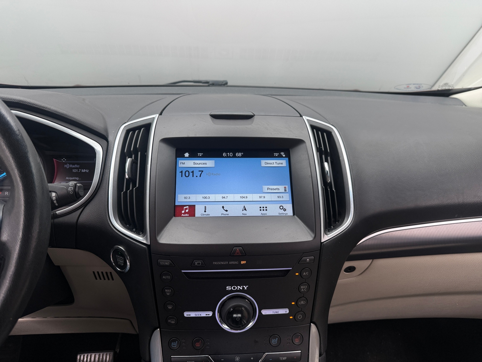 Thumbnail: 2016 Ford Edge - 3