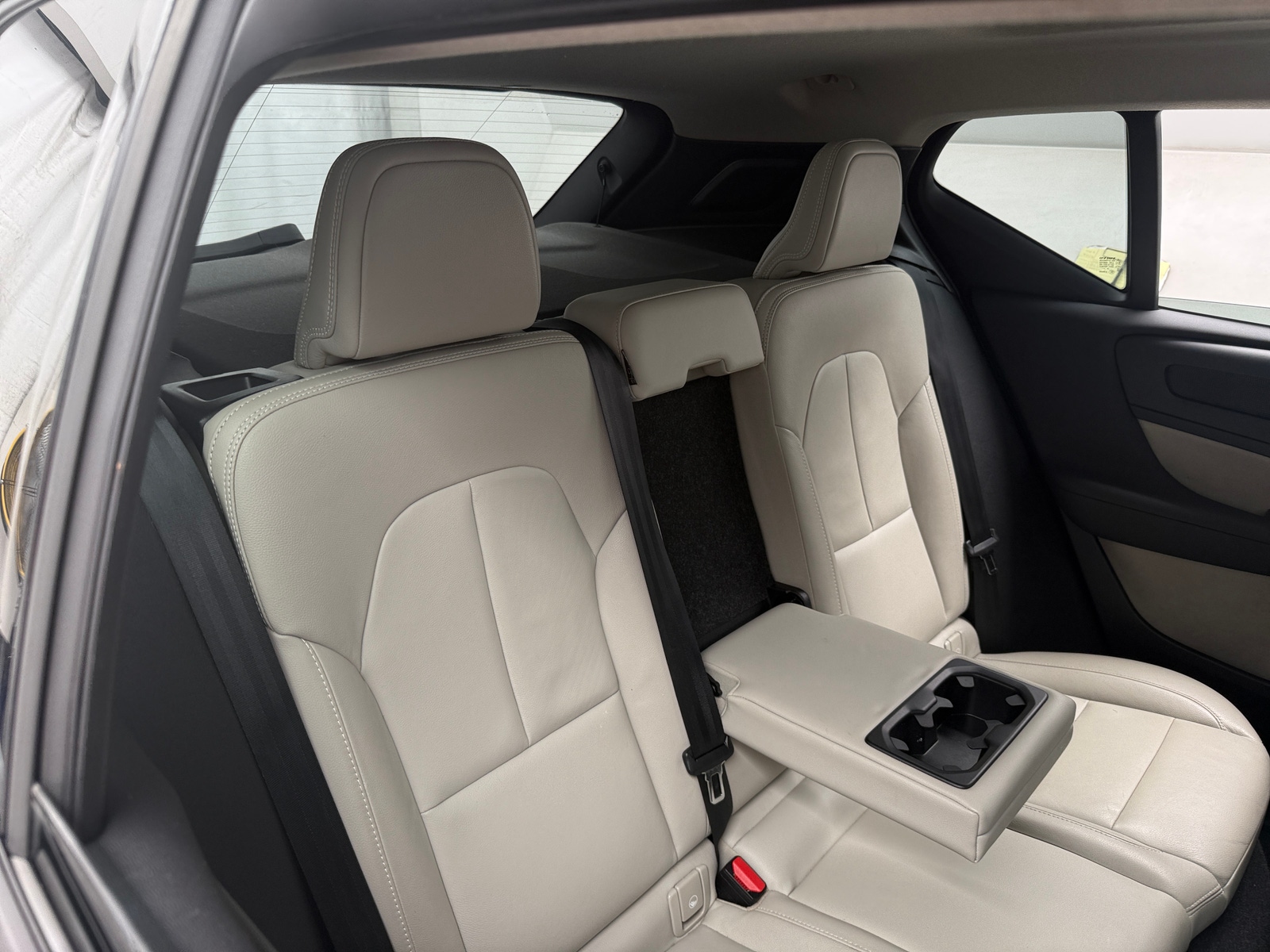 Thumbnail: 2020 Volvo XC40 - 5